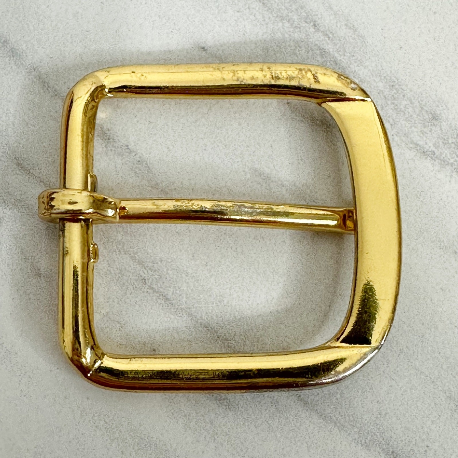 Gold Tone Rounded Simple Basic Belt Buckle