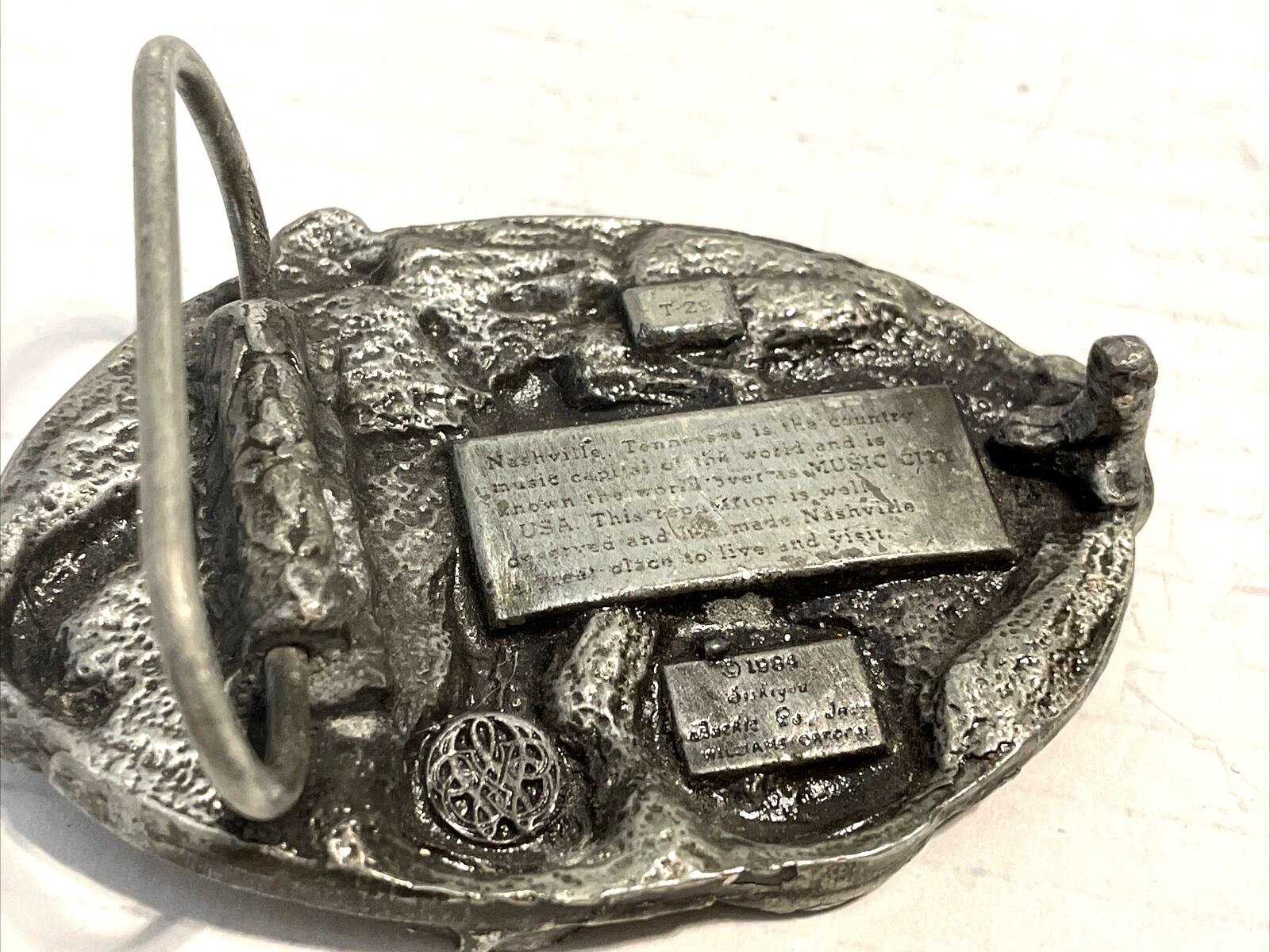 Vintage Siskiyo Belt Buckle Nashville Music City USA, Banjo Fiddle 1984 Red