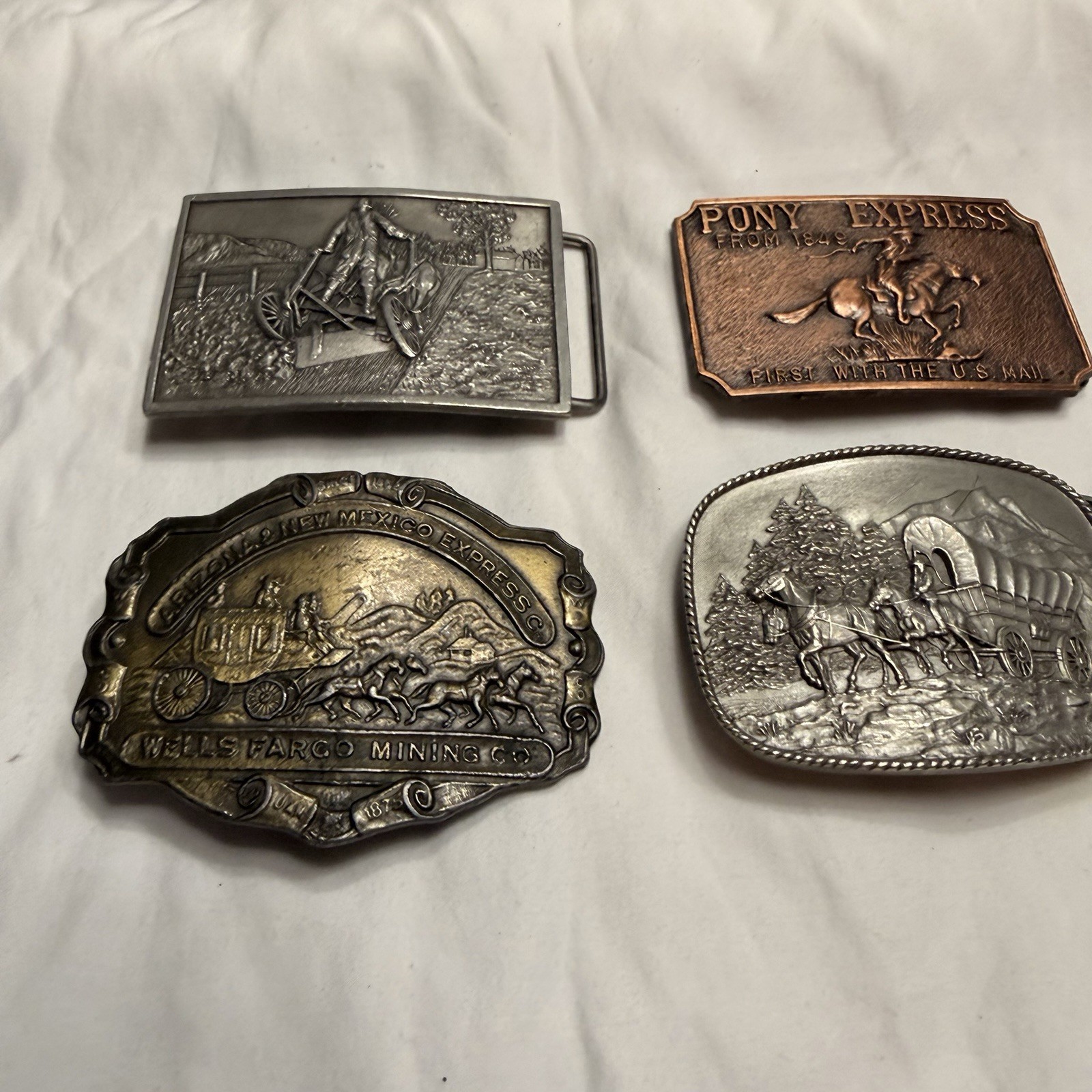Lot Of 4 Men’s Western Belt Buckles