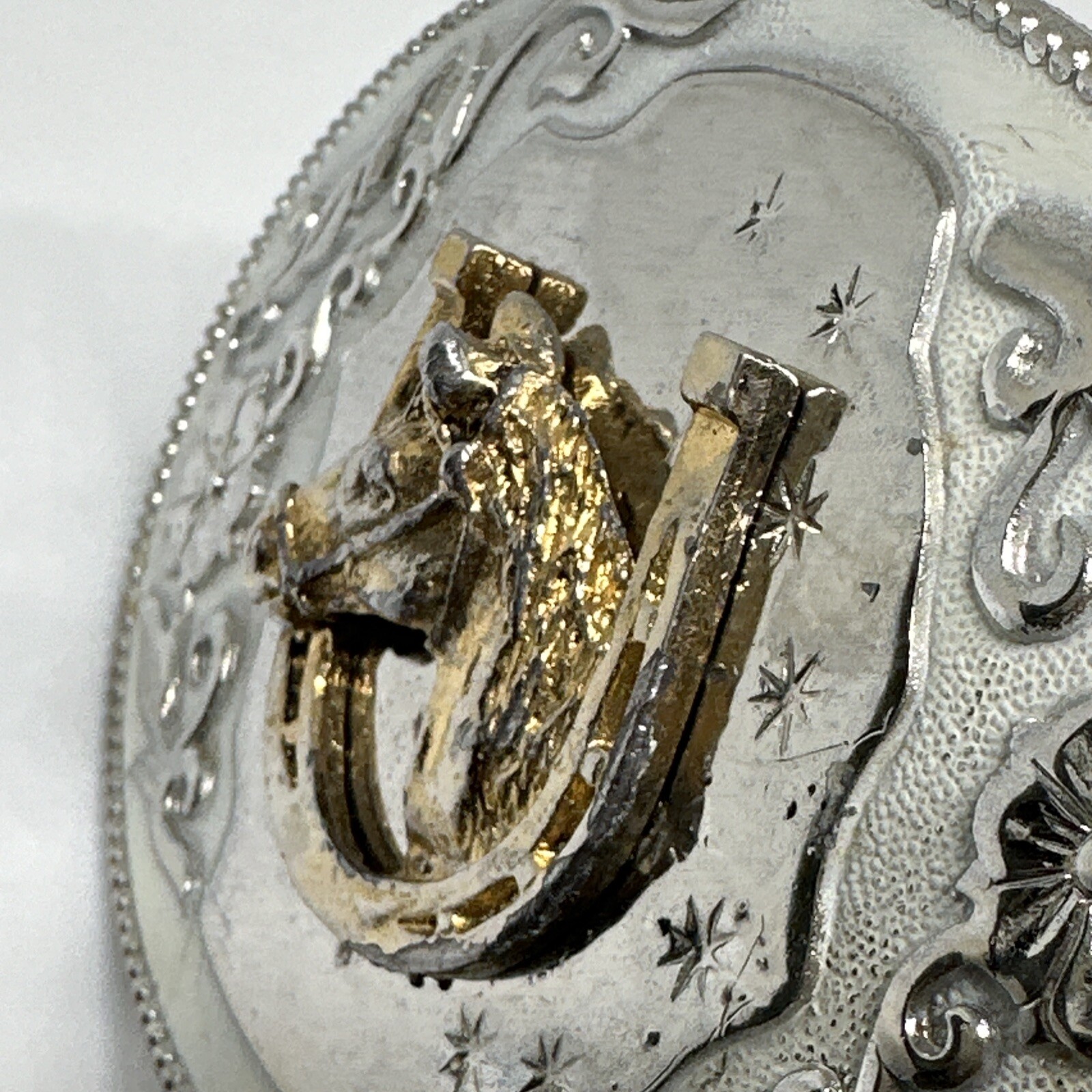 Vintage Horse Head In Horseshoe Western Belt Buckle Hibiscus Amapola FlowerVine