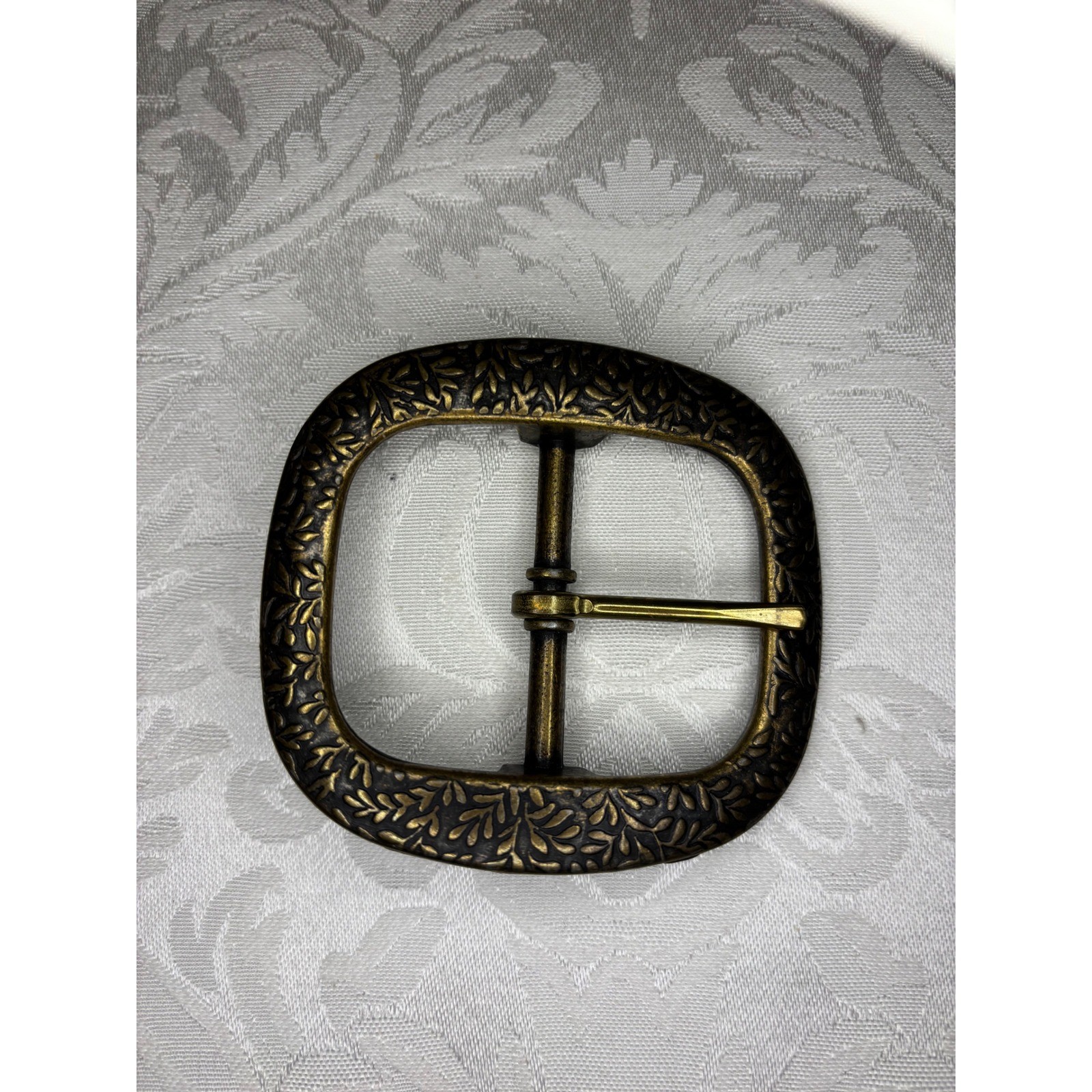 Vintage Burgos Brass Belt Buckle Etched Leaf Botanical Pattern 976 Antiqued Gold