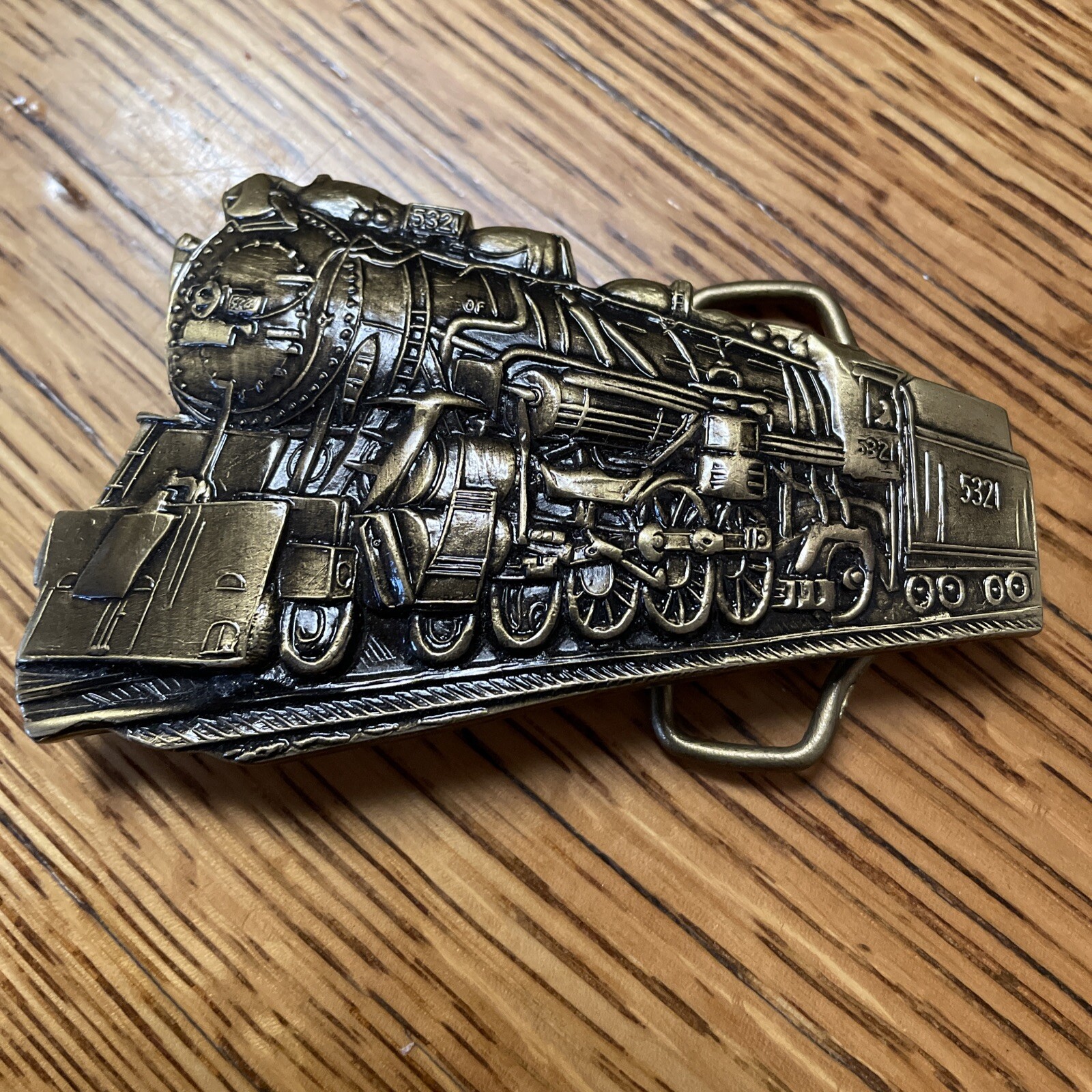 Vintage Solid Brass Train Engine Locomotive Brass Belt Buckle 5321