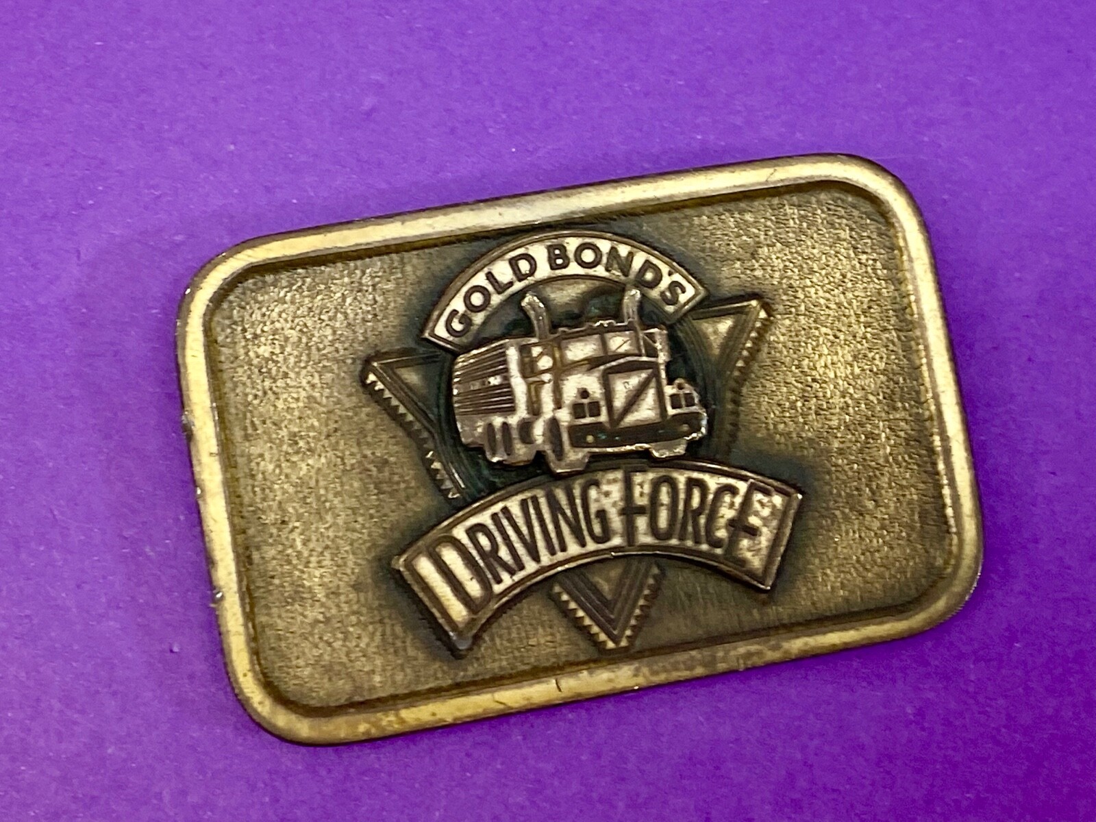 Gold Bonds Driving Force Semi Big Rig Tractor Trailer Driver belt buckle