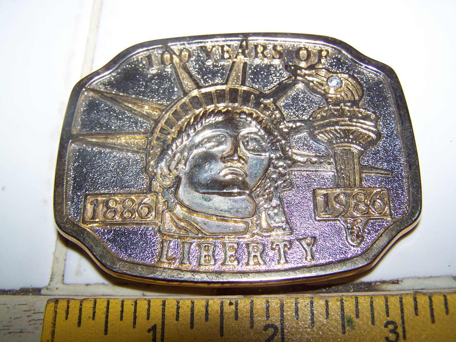 1886-1986 100 Years Of Lady Statue Of Liberty Two Tone Belt Buckle w stone