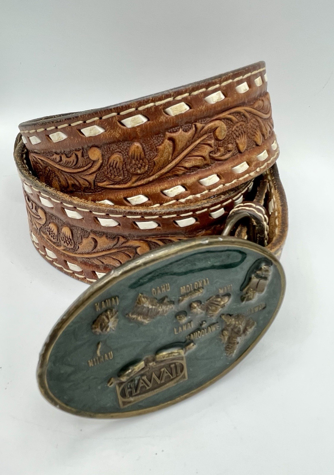 Vtg 1984 Arroyo GrandeBelt Buckle Hawaii Islands w Brown Tru-West Rockmount Belt