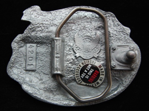 NI13110 *NOS* REALLY NICE **THE POLICE OFFICER AN AMERICAN HERO** PEWTER BUCKLE