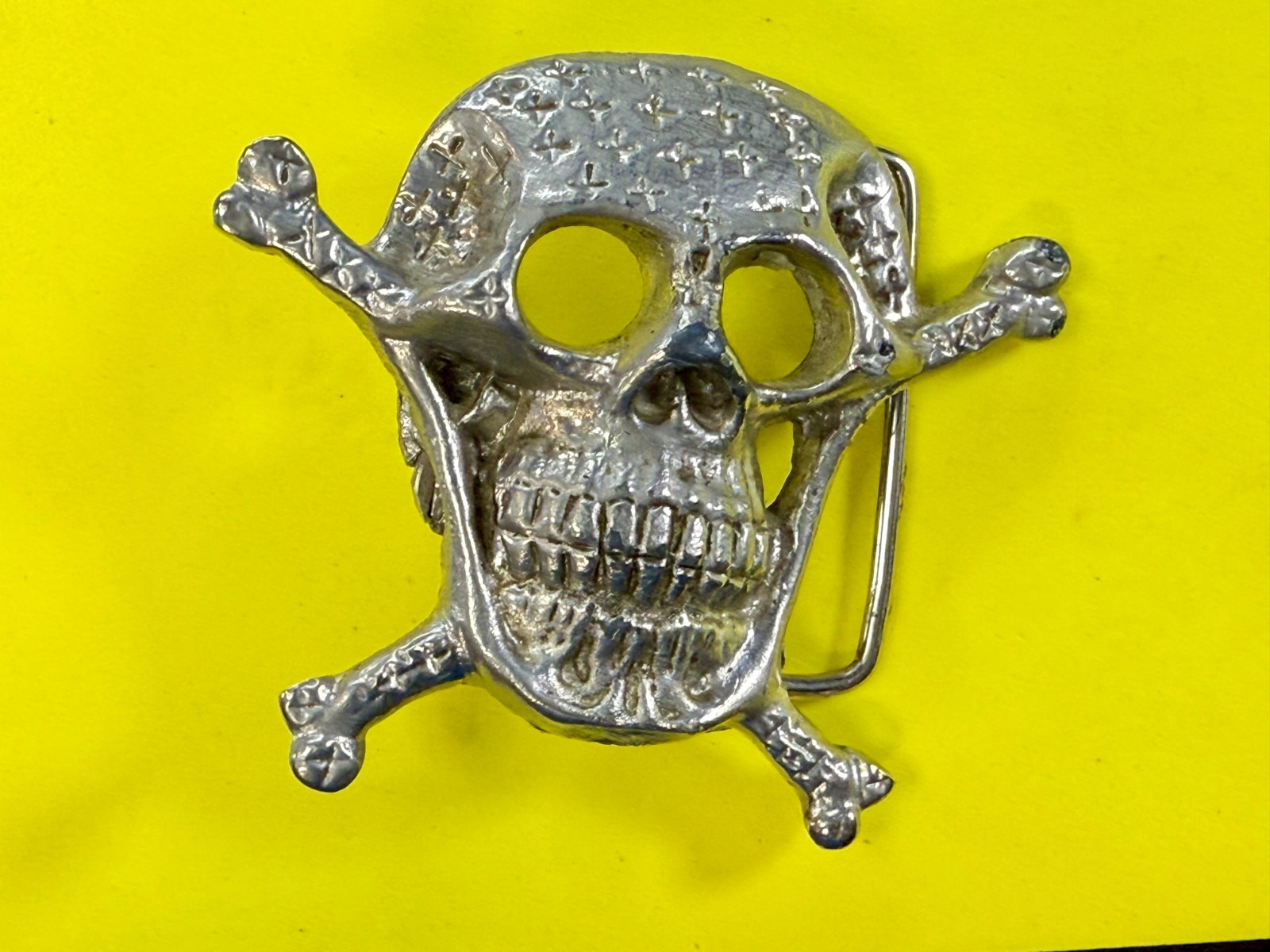 Skull Head Crossbones Halloween Biker Gothic Punk Vibe Belt Buckle
