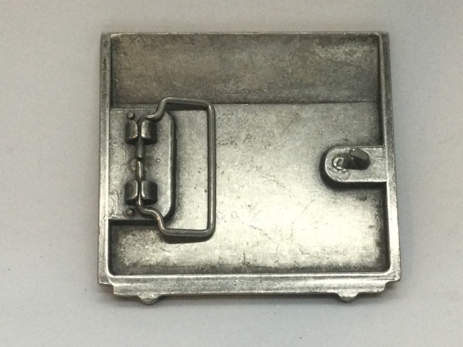 FENDER guitar amplifier belt buckle 3 1/2”x 3 1/8&Prime;