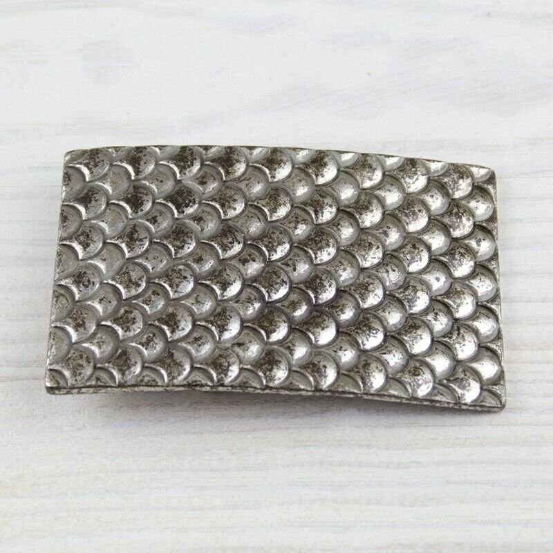 Rectangular Belt Buckle in Scale Design Vintage Antique Silver Look