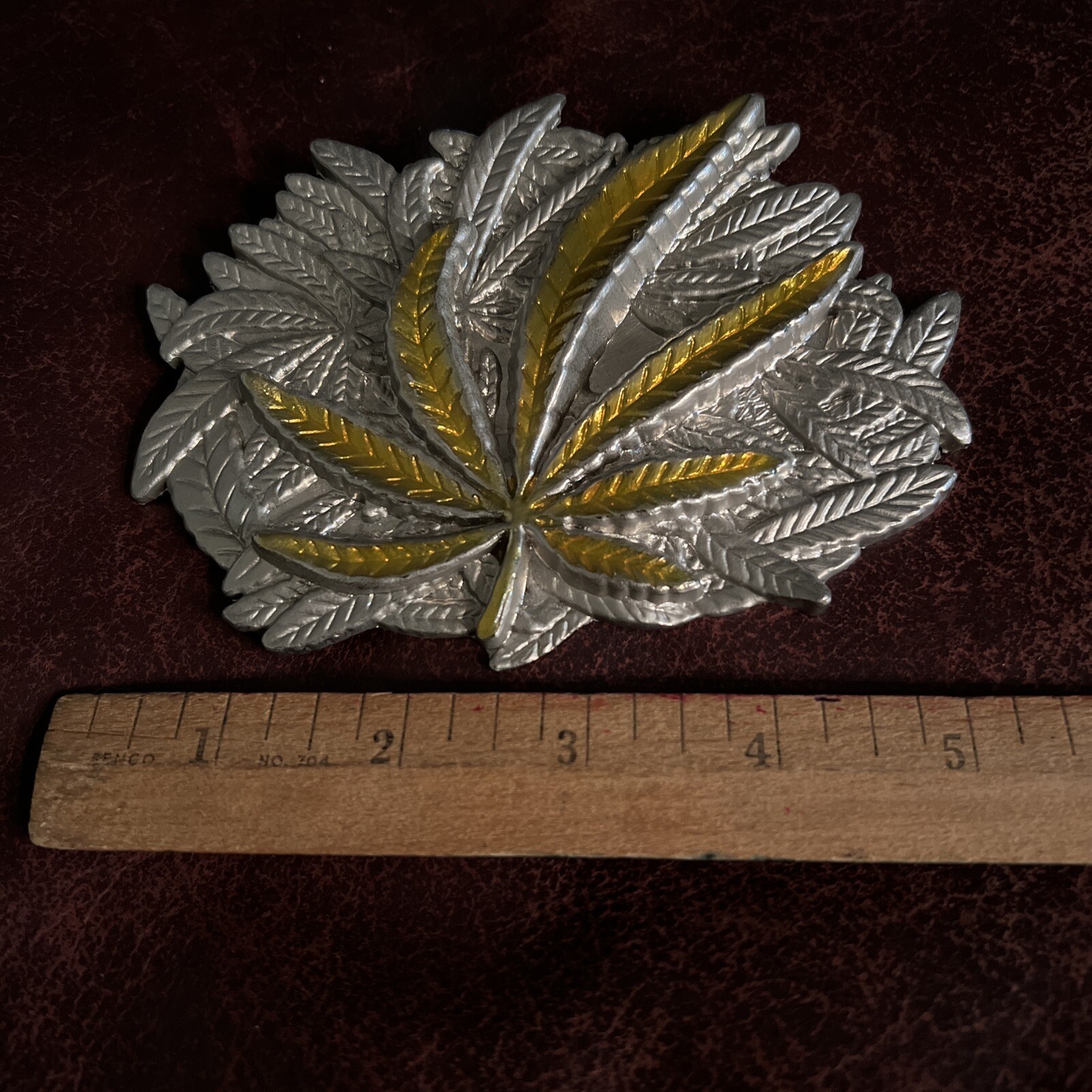 Marijuana Leaf Belt Buckle Pot Leaf Gloss NOS