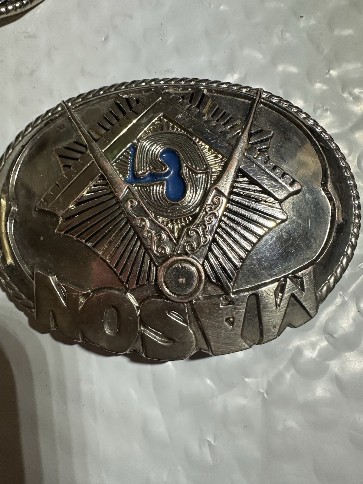 SILVER (IN COLOR) MASON Metal Belt Buckle