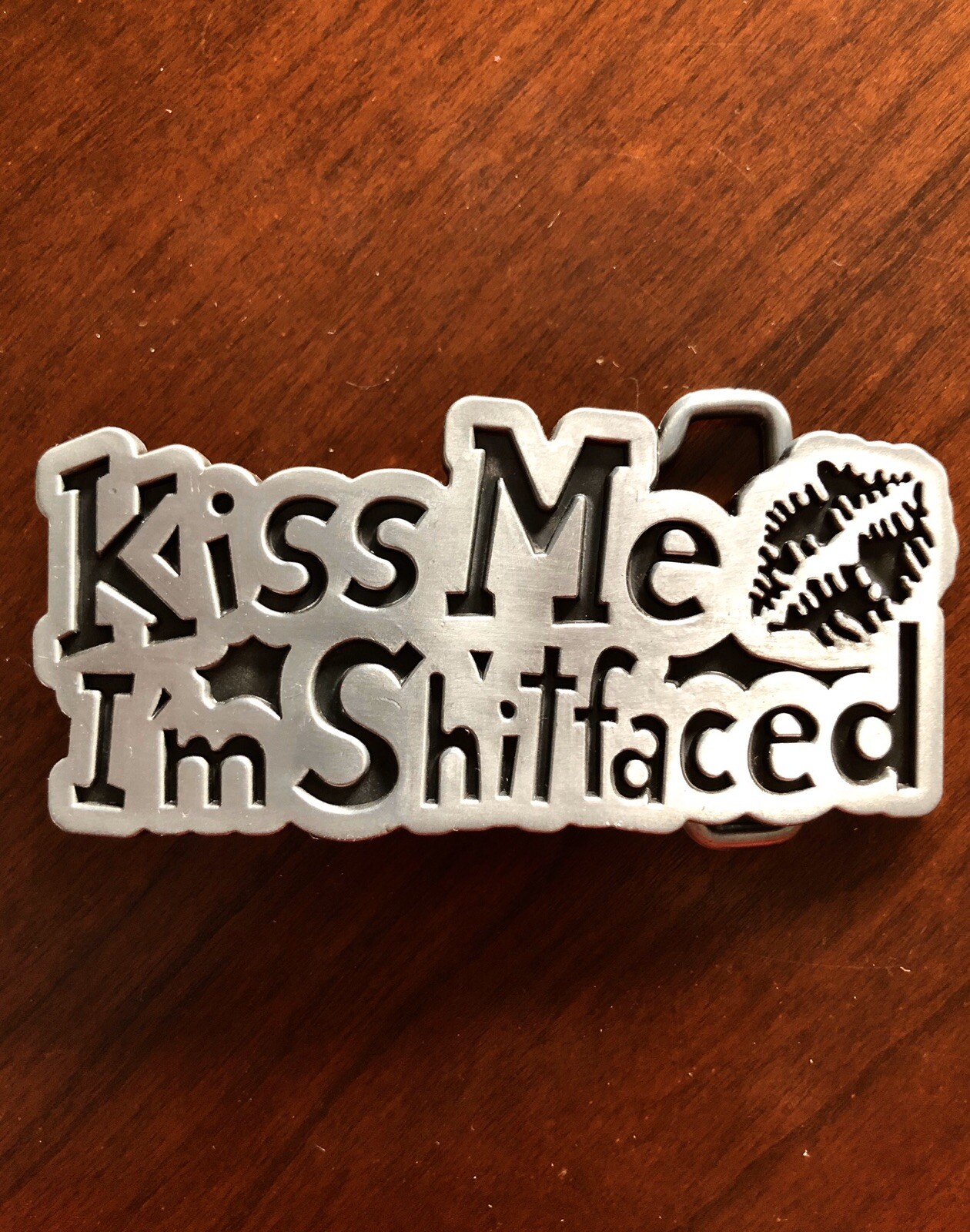 Kiss Me I’m Shitfaced Lips Bar Joke Funny Humor Metal Unisex Men’s Belt Buckle