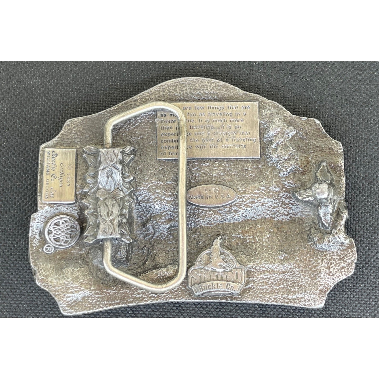 Siskiyou 1987 Vintage RV Motorhome Mountain Scene Belt Buckle L-50 Silver Pewter