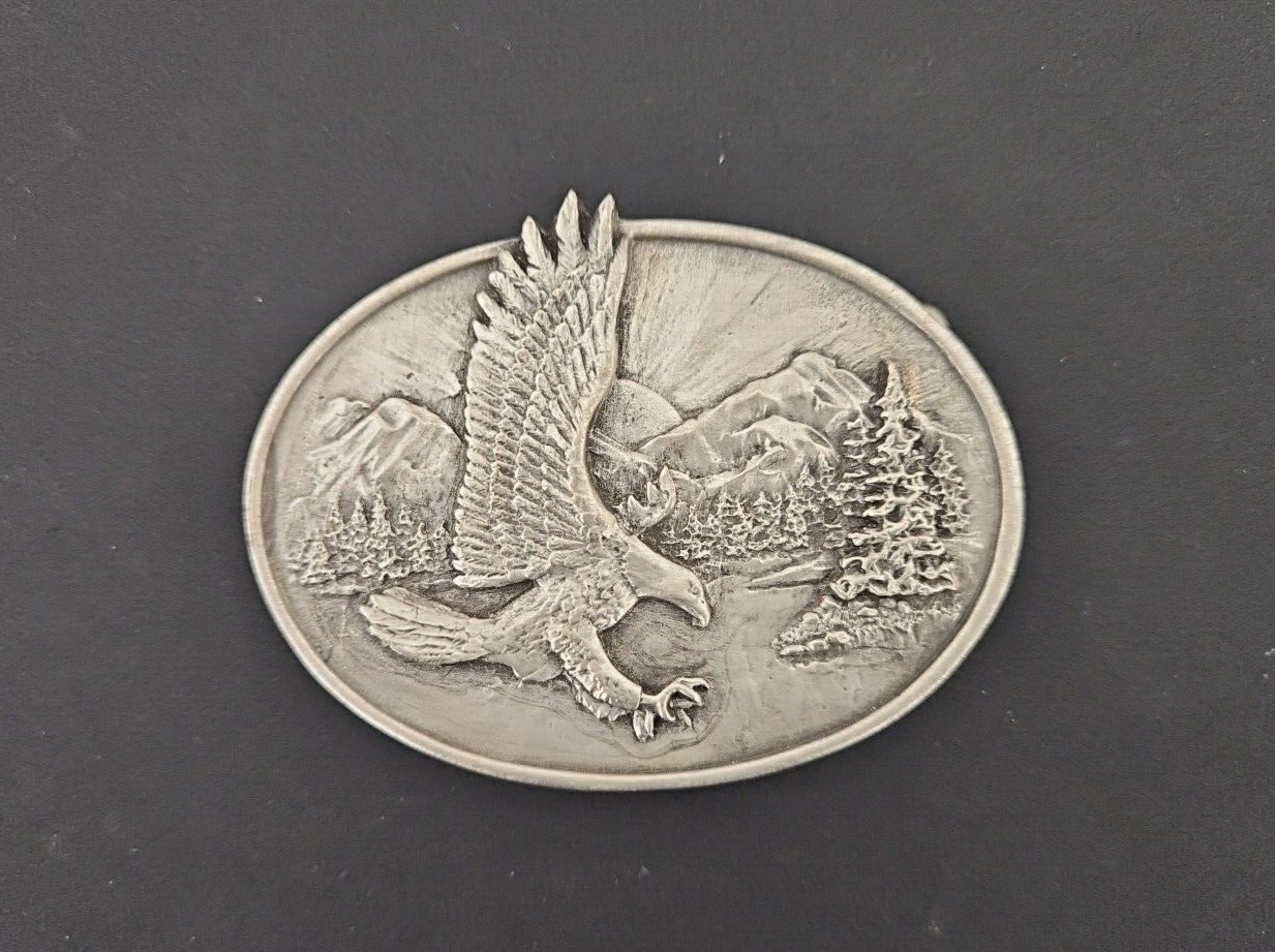 Siskiyou Buckle Company – Eagle Landing, Mountains, Sunset – No. 0-10 (1982)