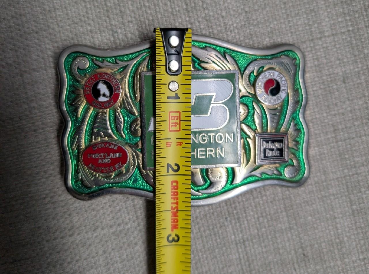 vintage BURLINGTON NORTHERN belt buckle RAILROAD pacific great railway WESTERN