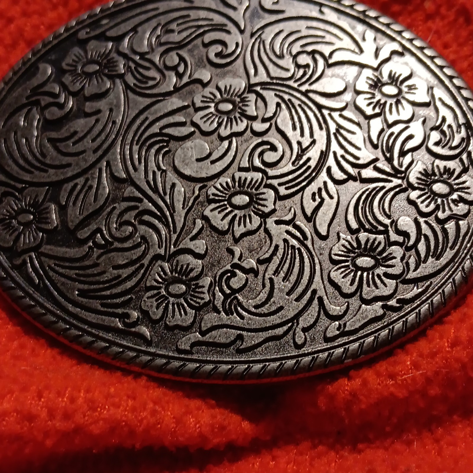 Men&rsquo;s Western Oval Belt Buckle Silver Tone Metal Engraved Floral Fits 1.5in