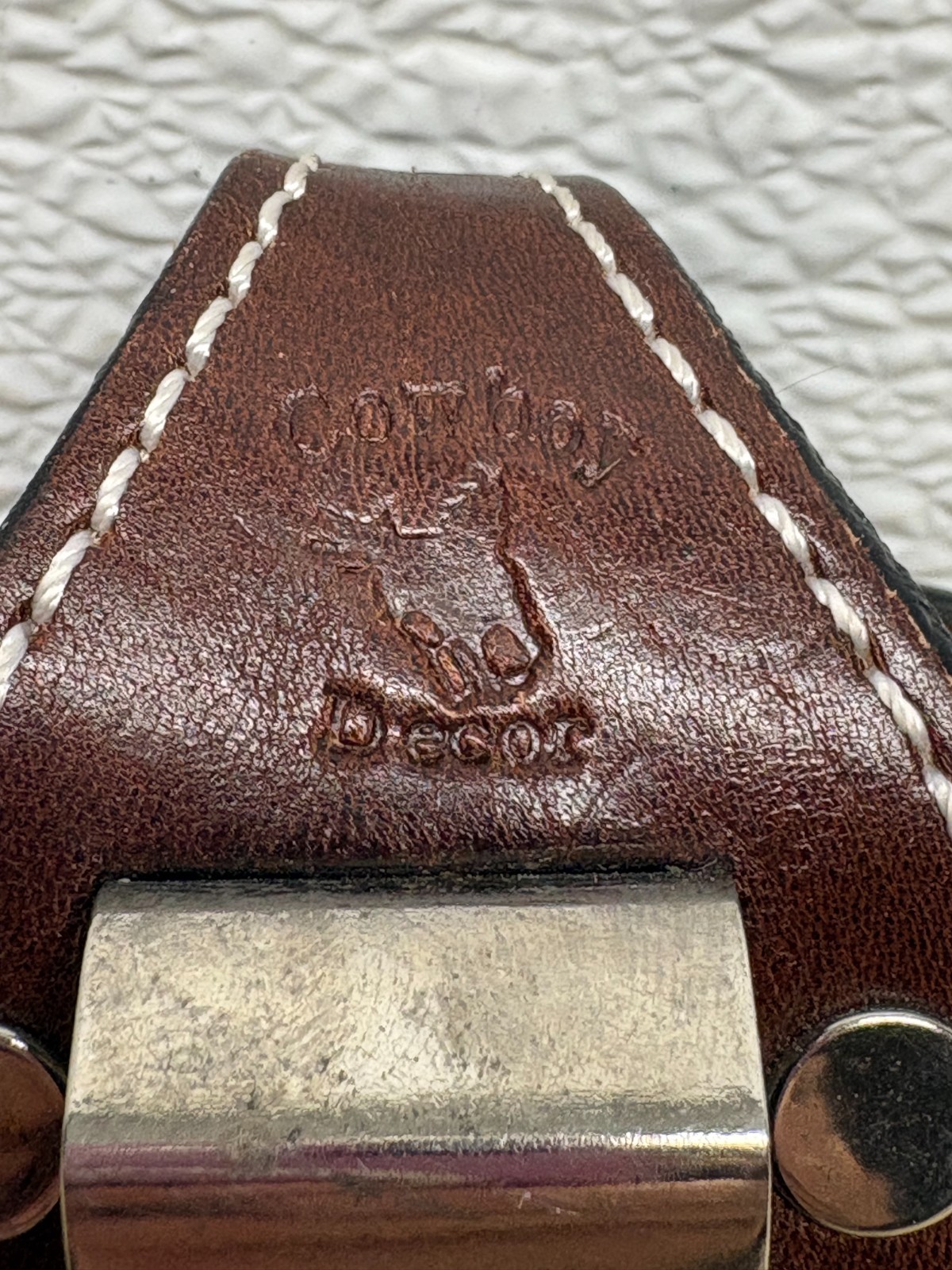 Cowboy Decor Genuine Leather Metal Star Back Clip Belt Pouch