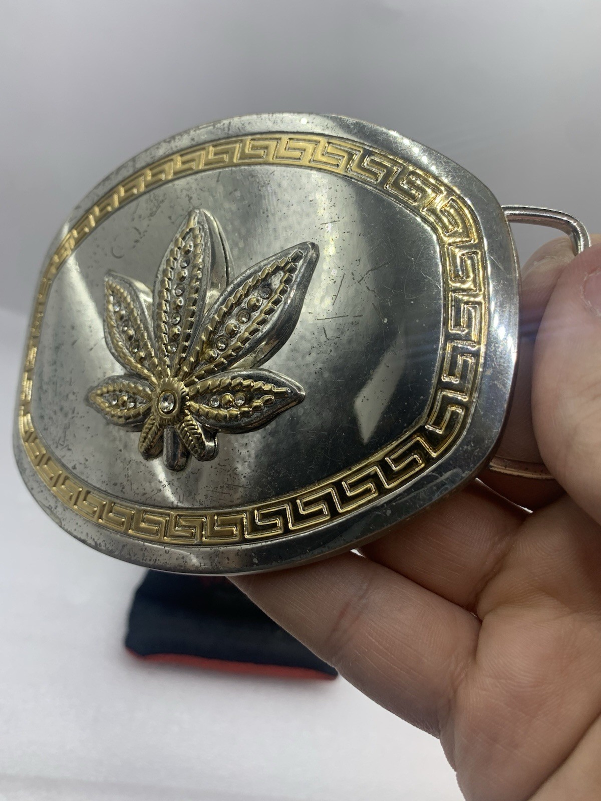 Marijuana Leaf Belt Buckle Pot Silver/ Gold Tone Oversized (Heavily Scratched)B1