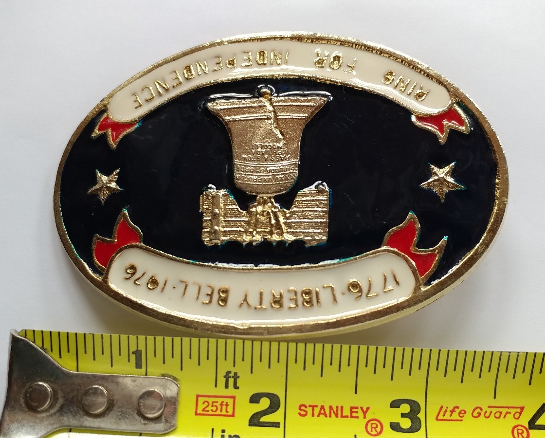 1776 1976 BICENTENNIAL LIBERTY BELL RING FOR INDEPENDENCE PATRIOTIC BELT BUCKLE