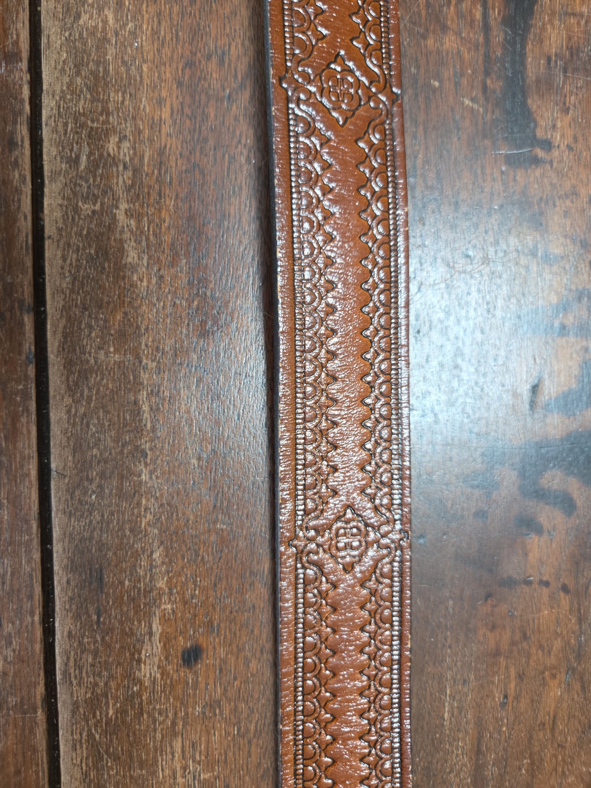 Belt C+ J Inc Pewter Buckle With Deer In Woods Belt Brown Tooled Leather 46