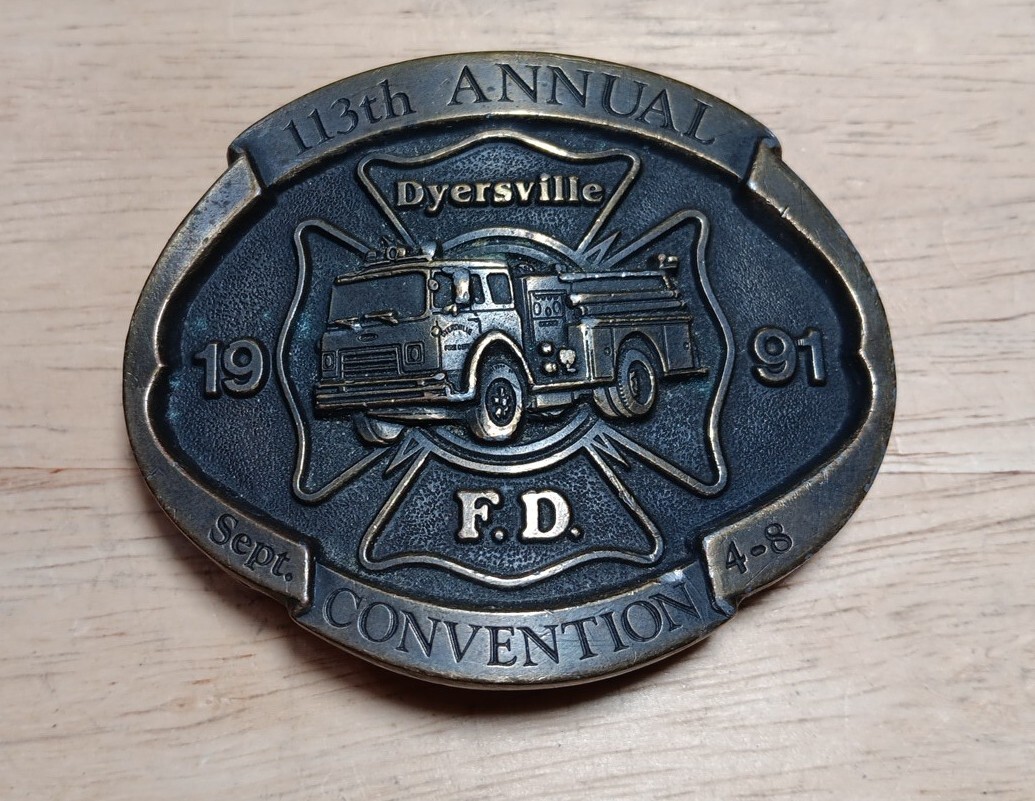 Fire Department Firefighter Fireman Firetruck Belt Buckle 1991 Responder VINTAGE