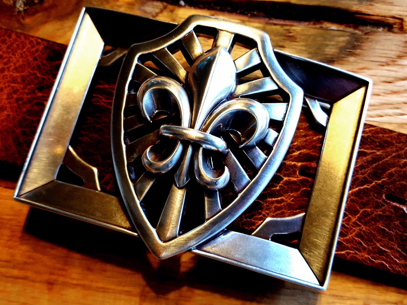 Belt Buckle Lily Crest Ornament Medieval Fleur De Lis Vintage 4cm