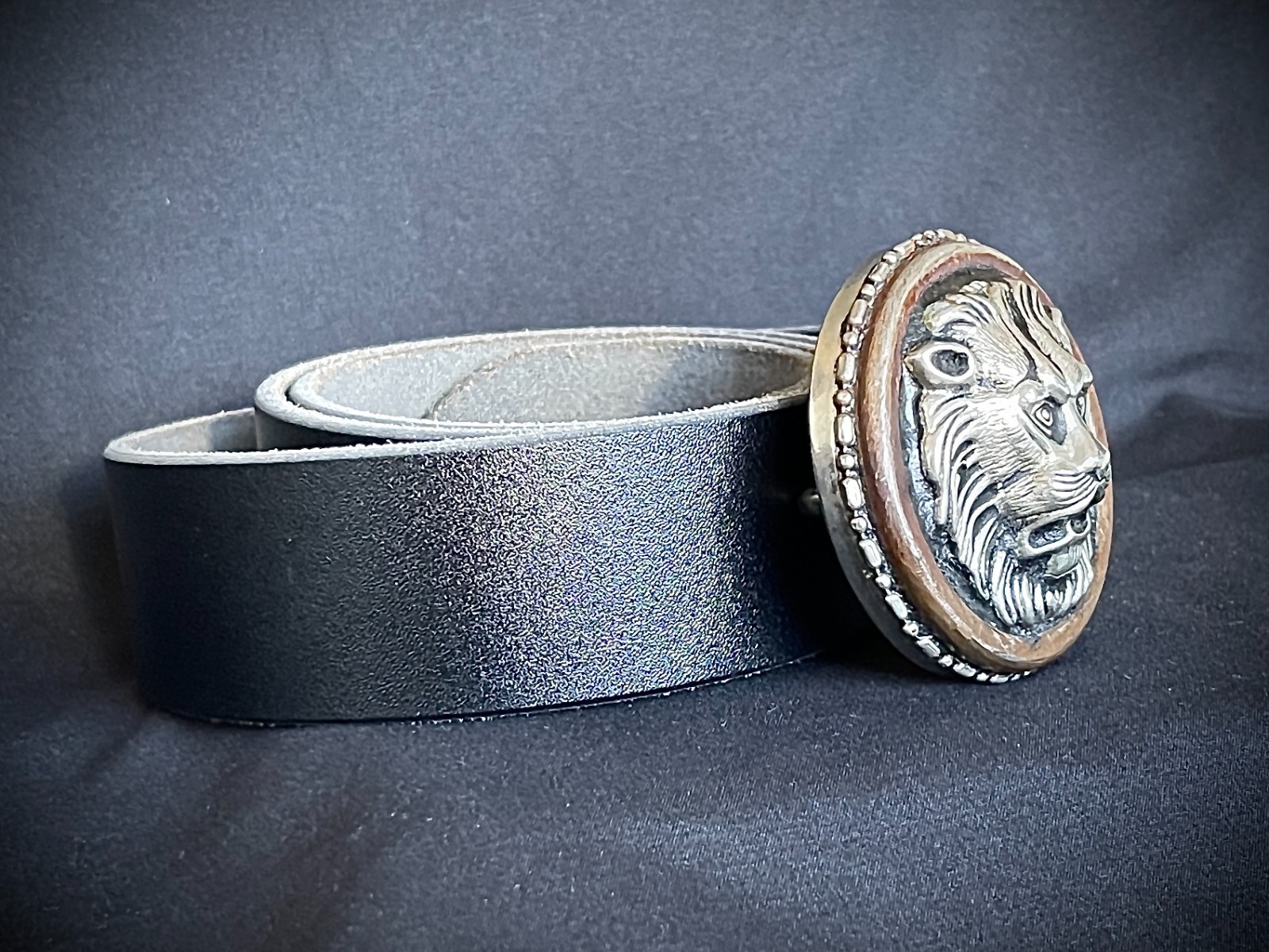Darren McNeese Lion Belt Buckle 2.5” Round Patina Archive 07–09
