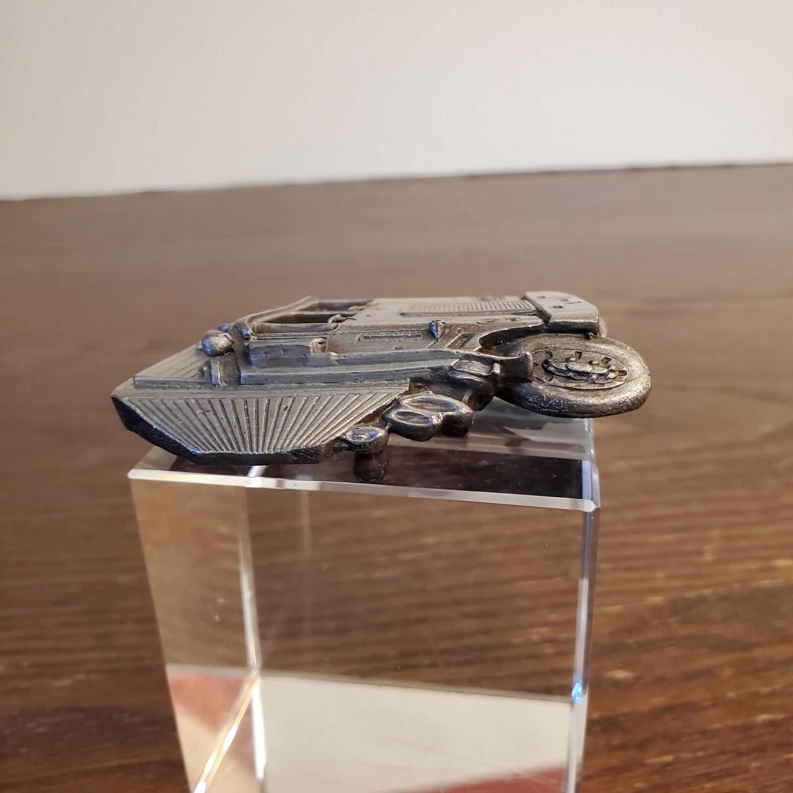 VINTAGE SEMI TRUCK DESIGN SILVER TONE BELT BUCKLE – DATED 1978 HEAVY B-38 USA