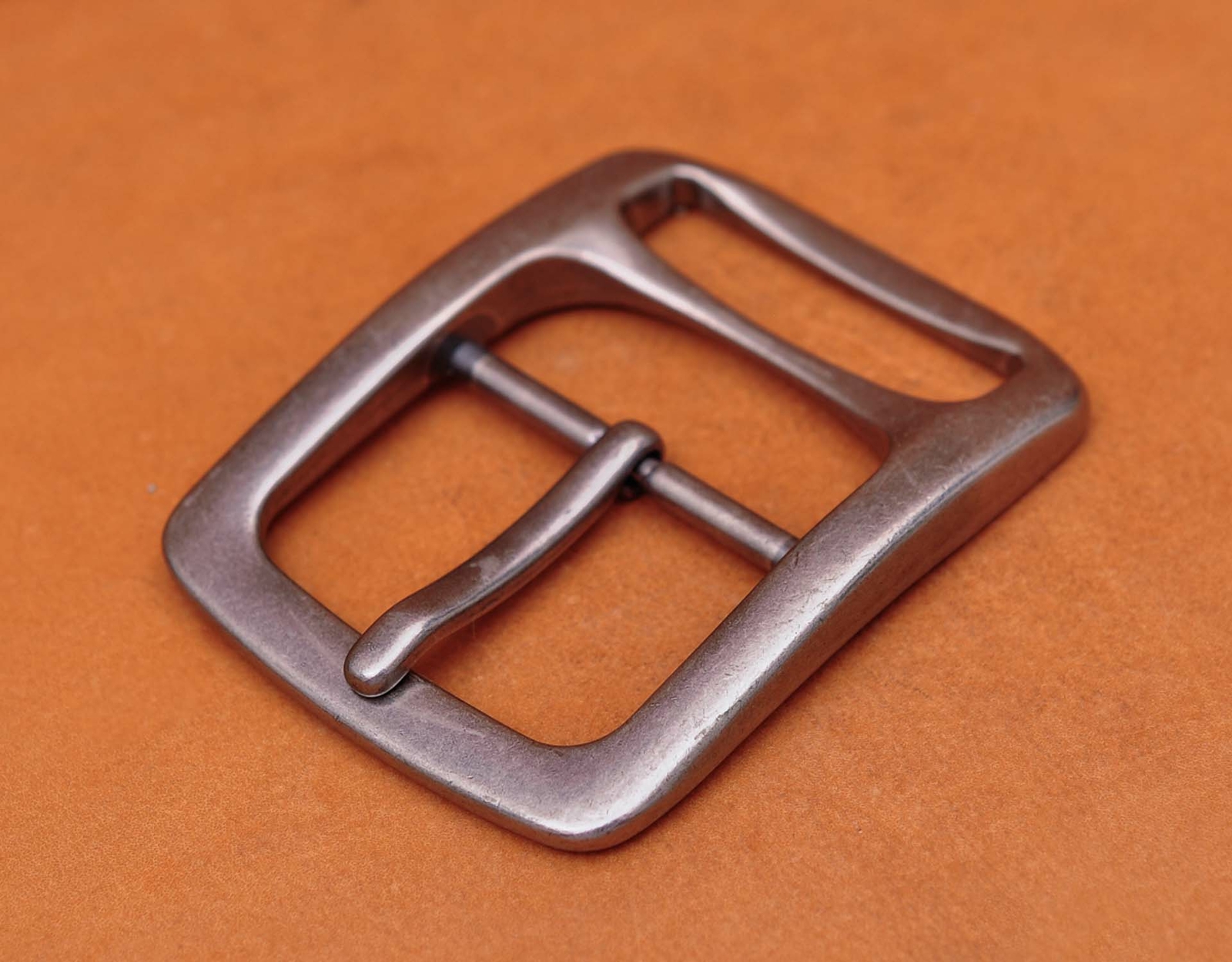 1-1/2&Prime; Men Solid Quality Nickel Matte Center Bar Leather Belt Buckle Replacement
