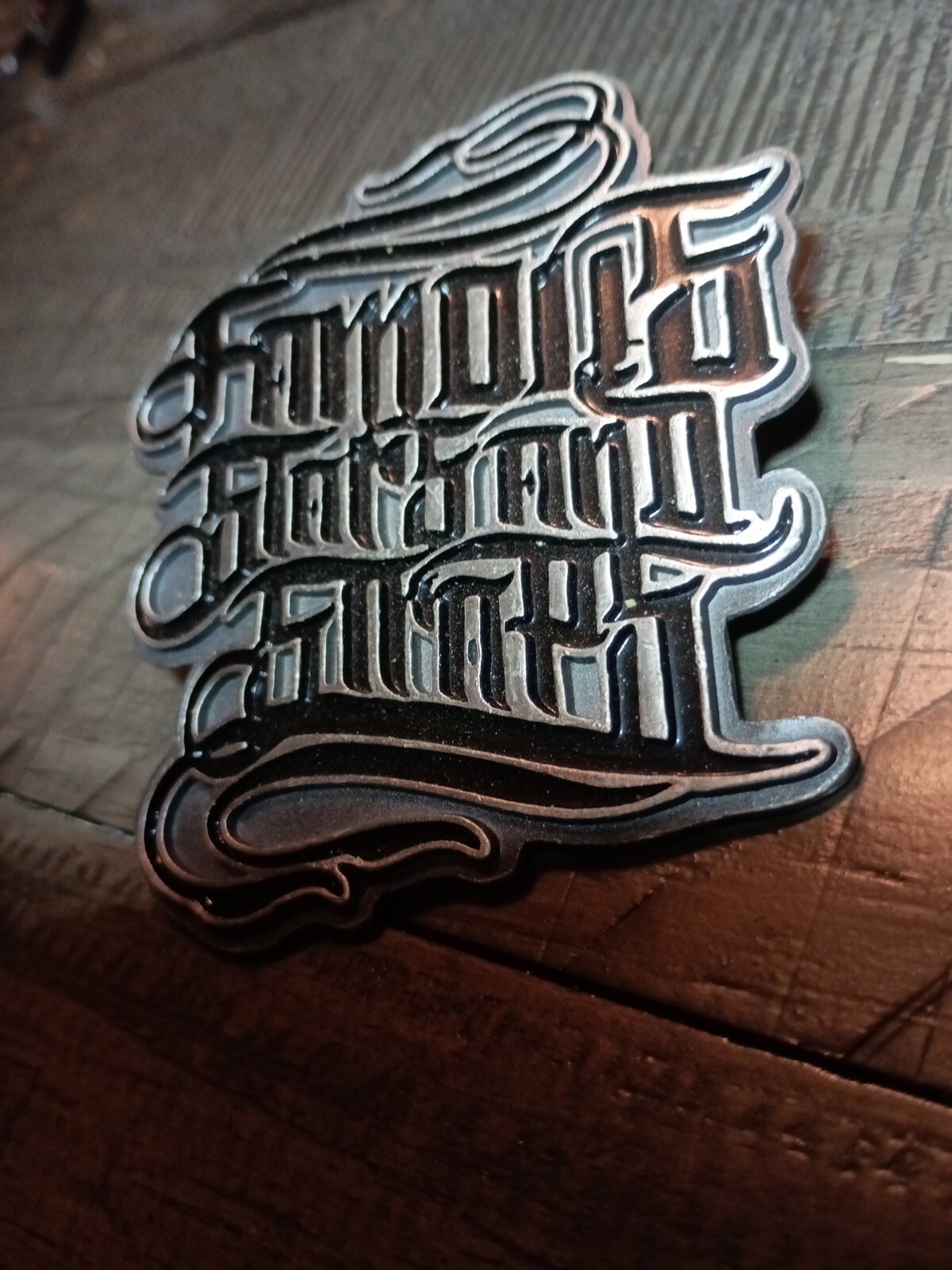 FAMOUS STARS & STRAPS BELT BUCKLE