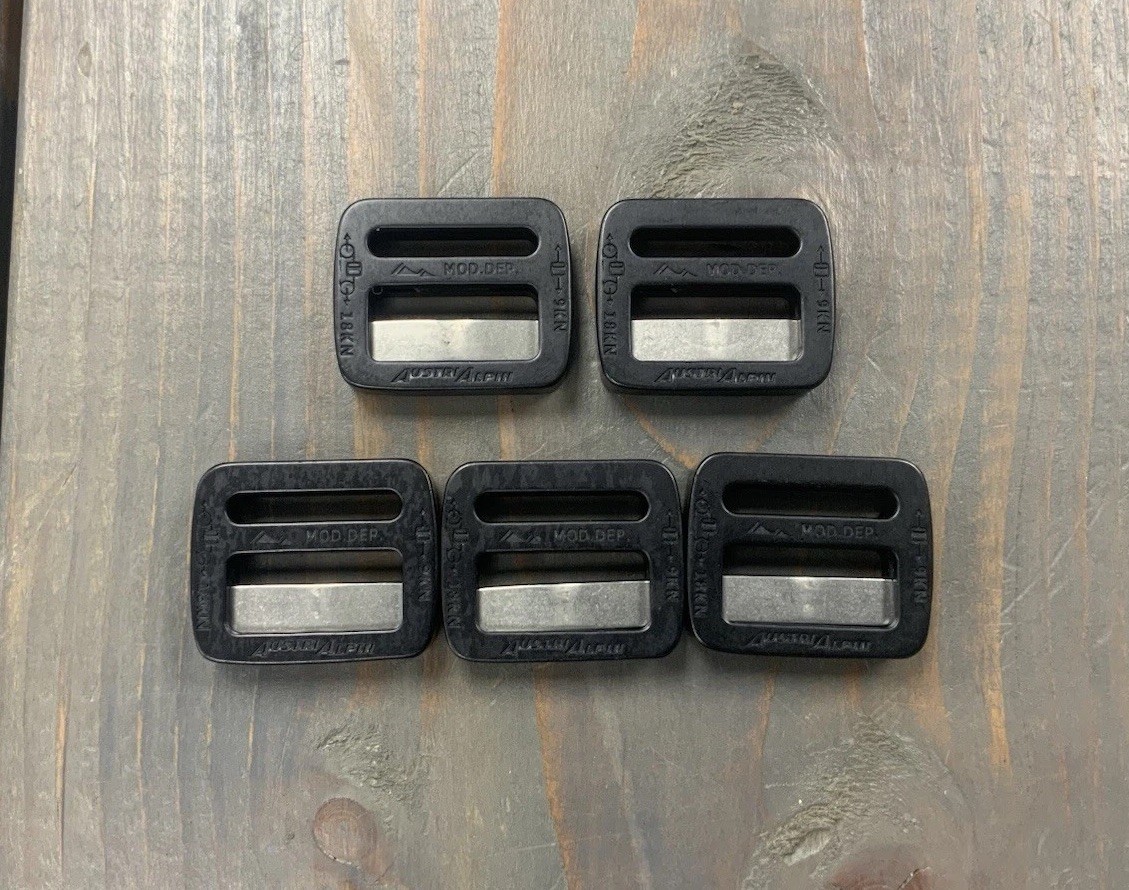 AUSTRIALPIN Cobra Frame Buckle