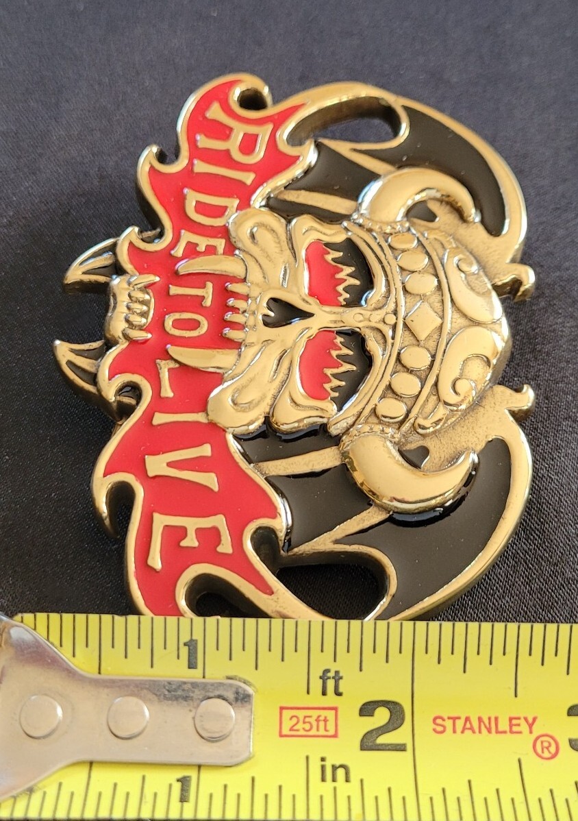 RIDE TO LIVE MOTORCYCLE CHOPPER BIKER SKULL CROWN FANGS SOLID BRASS BELT BUCKLE