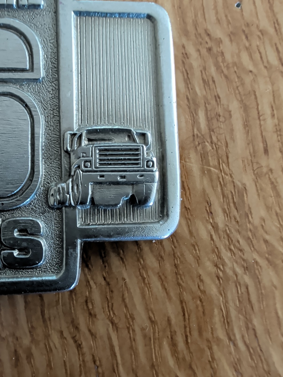 Mint – International Harvester S Series Belt Buckle Silver Truck 80s Spec-Cast