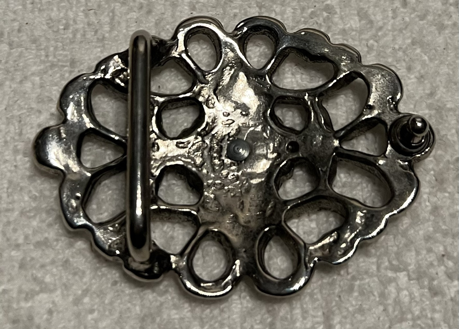 Belt Buckle Pewter Metal Oval Rhinestone Fashion Accessory 3.5” X 2.5” Nice