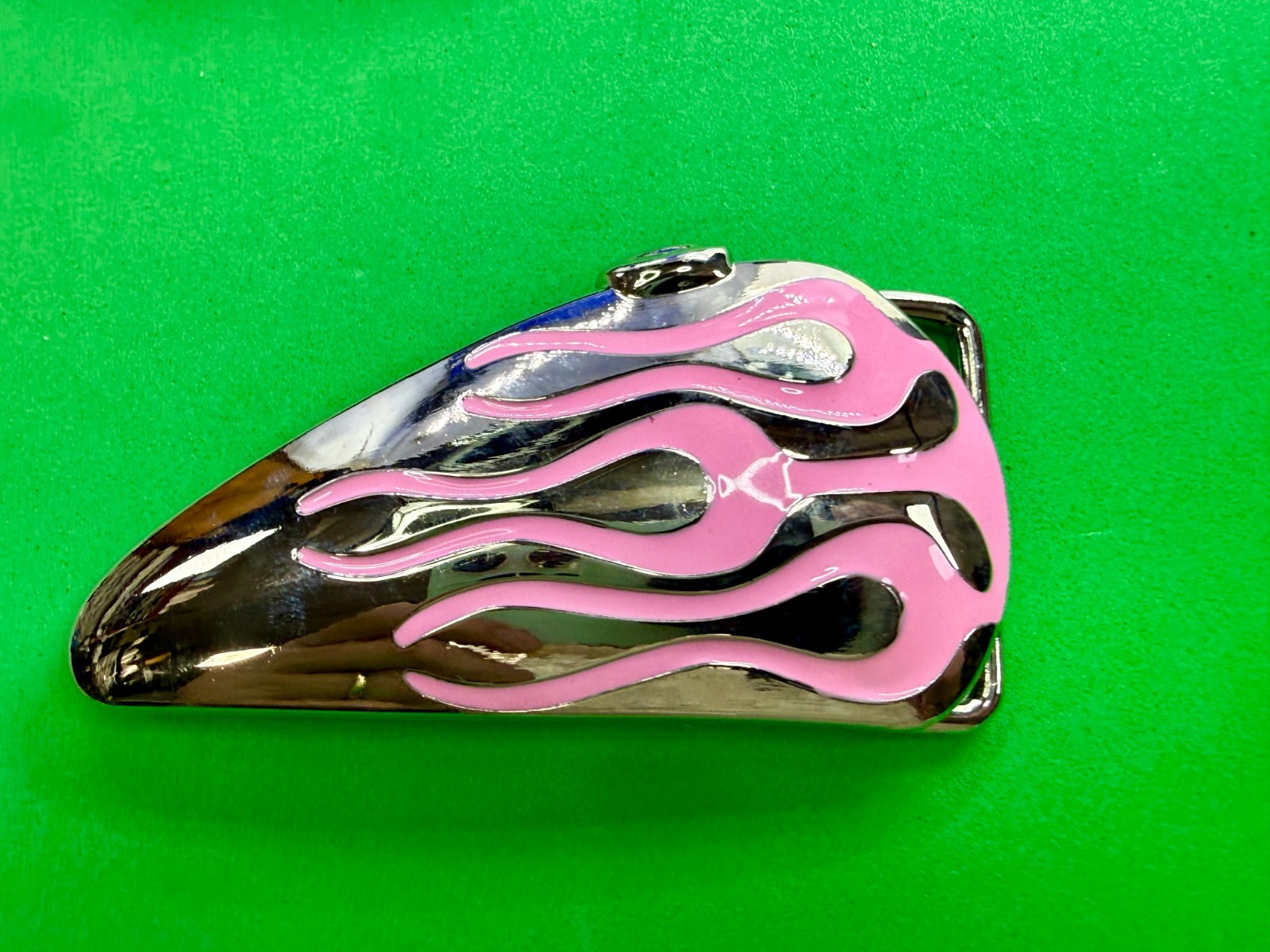 Motorcycle Hot Rod Flames Pink Enamel Gas Tank Buckle Rage Bikers Belt Buckle
