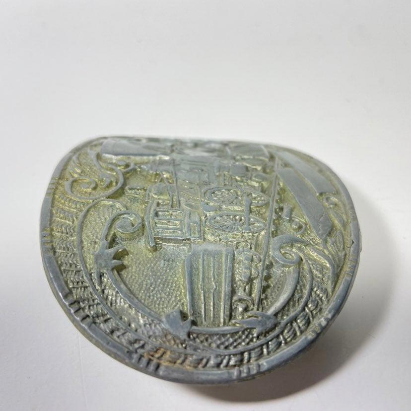 3.5&Prime; x 2.75&Prime; Vintage Train Locomotive Railroad Belt Buckle