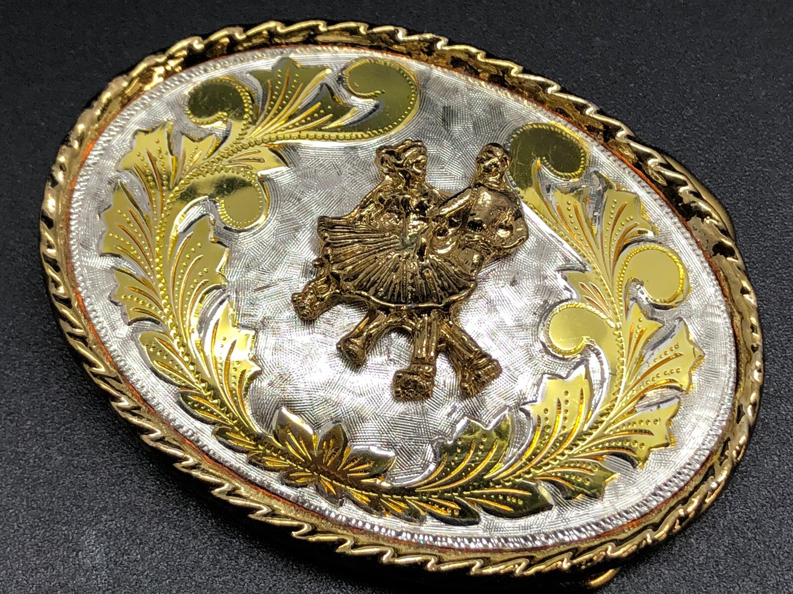 Women&rsquo;s W USA Square-Dancing Western 2-Tone Oval Belt Buckle (RF1072)
