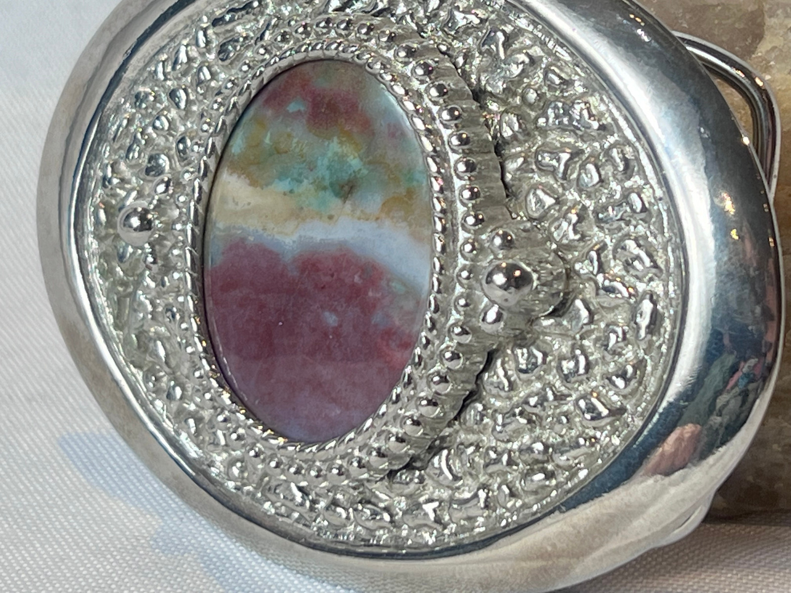 Vtg Western Style Belt Buckle Silvertone And Polished Flat Multicolor Stone