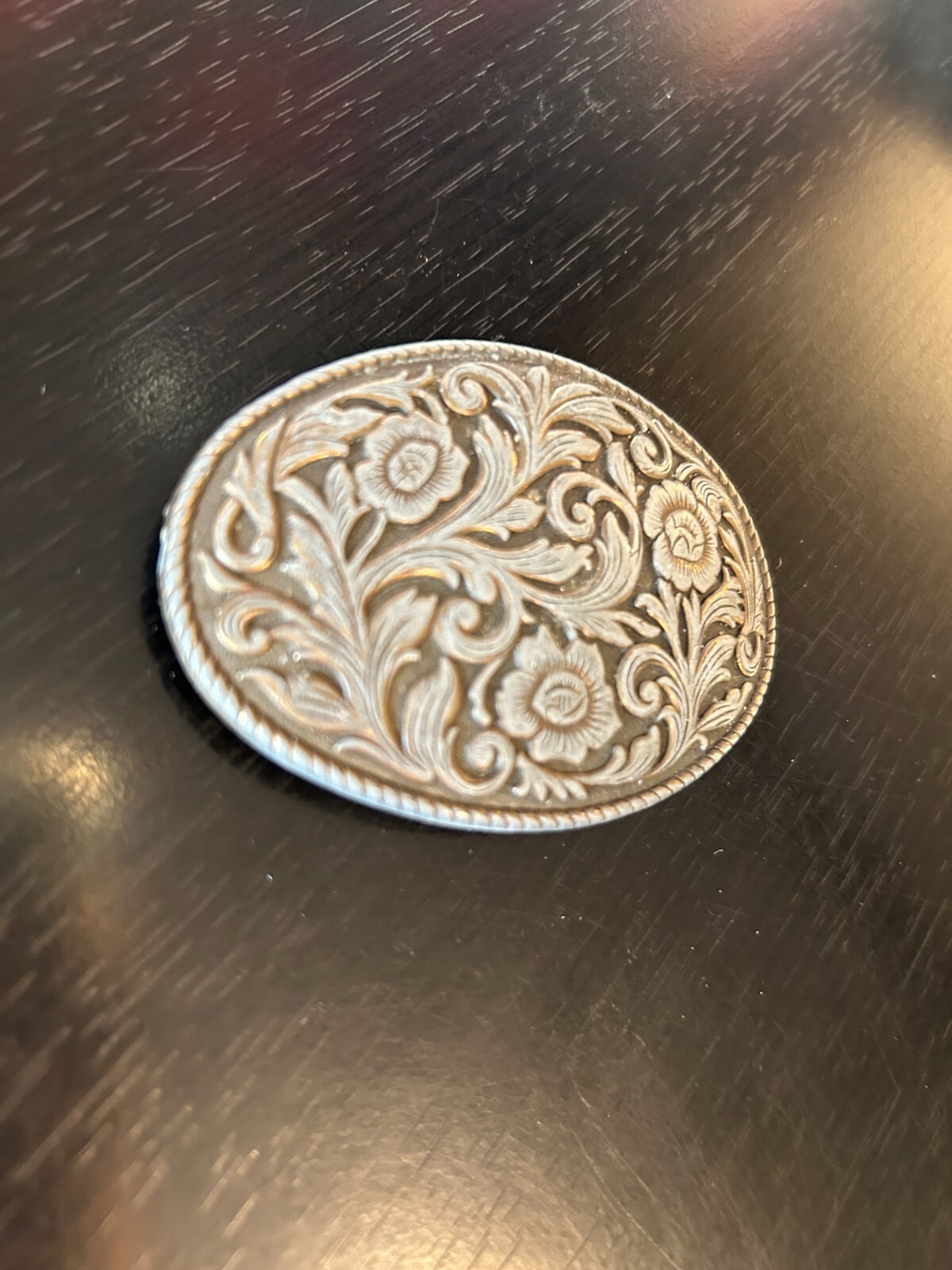 Vintage Collectible Flowers and Swirls Metal Belt Buckle
