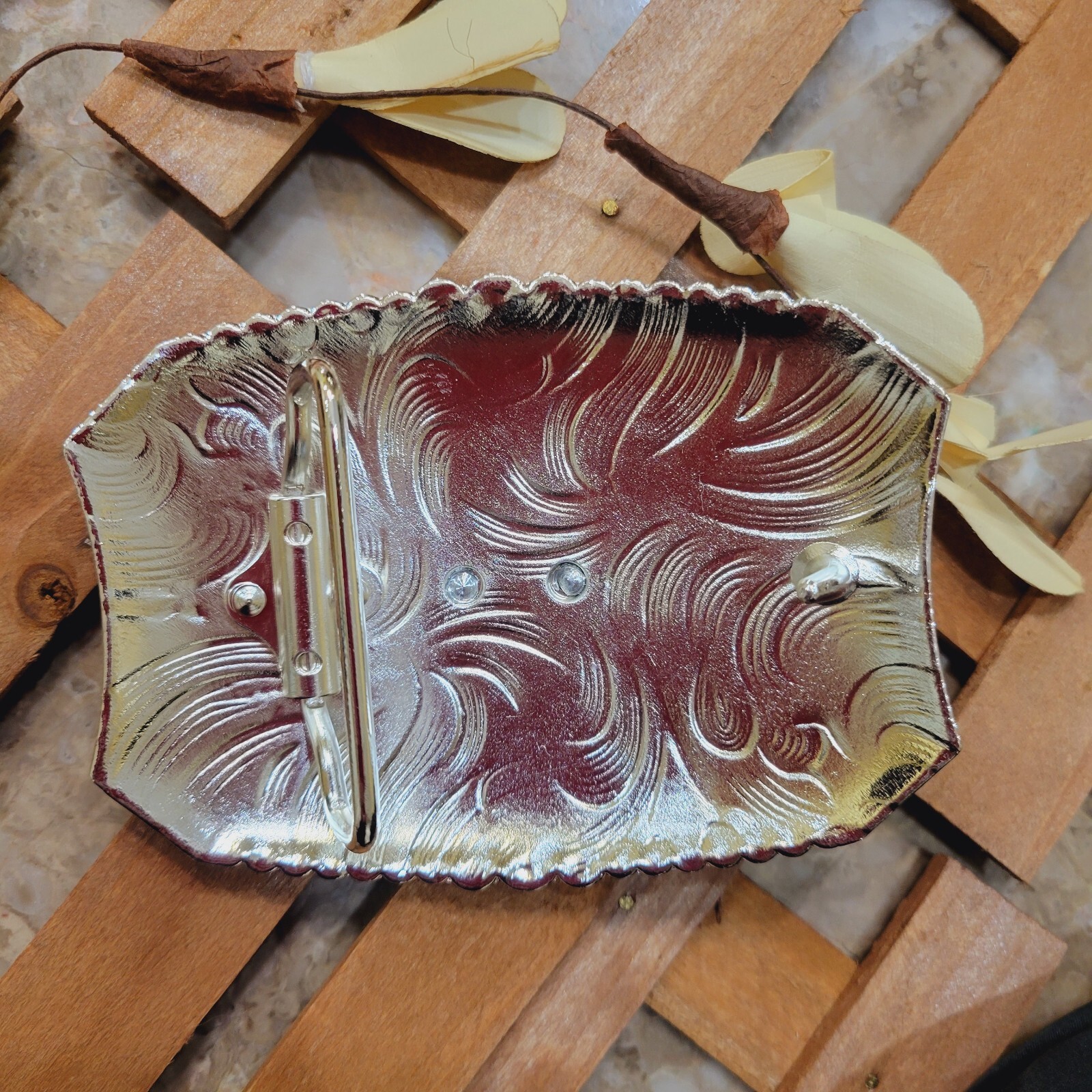 Running bull Western belt buckle silver and rose tone zinc alloy