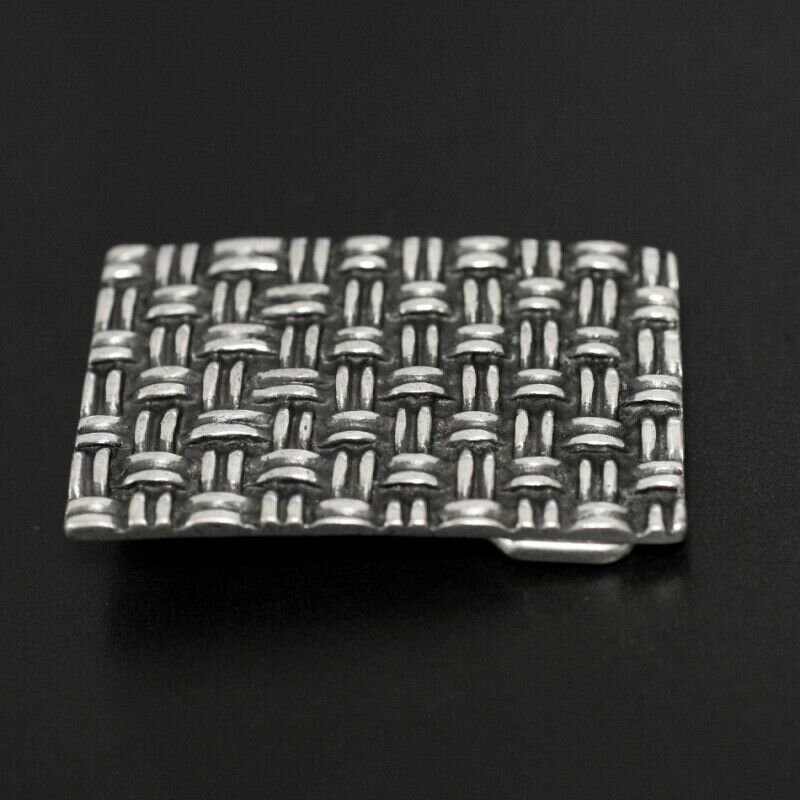 Textured Belt Buckle in Antique Silver with Raised Braid Pattern