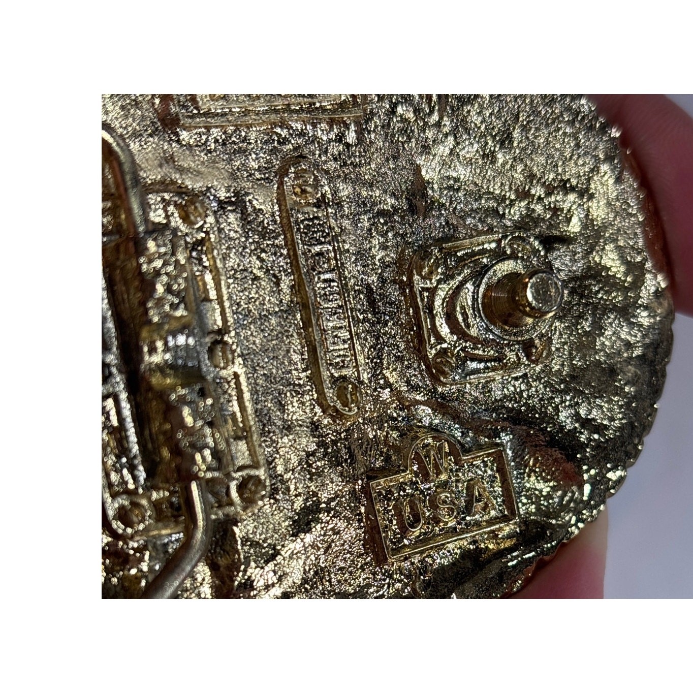 Buckle Vintage 1989 W USA Oval Outdoor Scene Belt Buckle