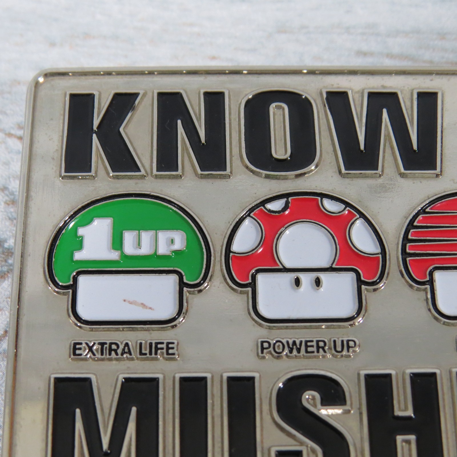 2004 Nintendo Know Your Mushrooms Super Mario Belt Buckle