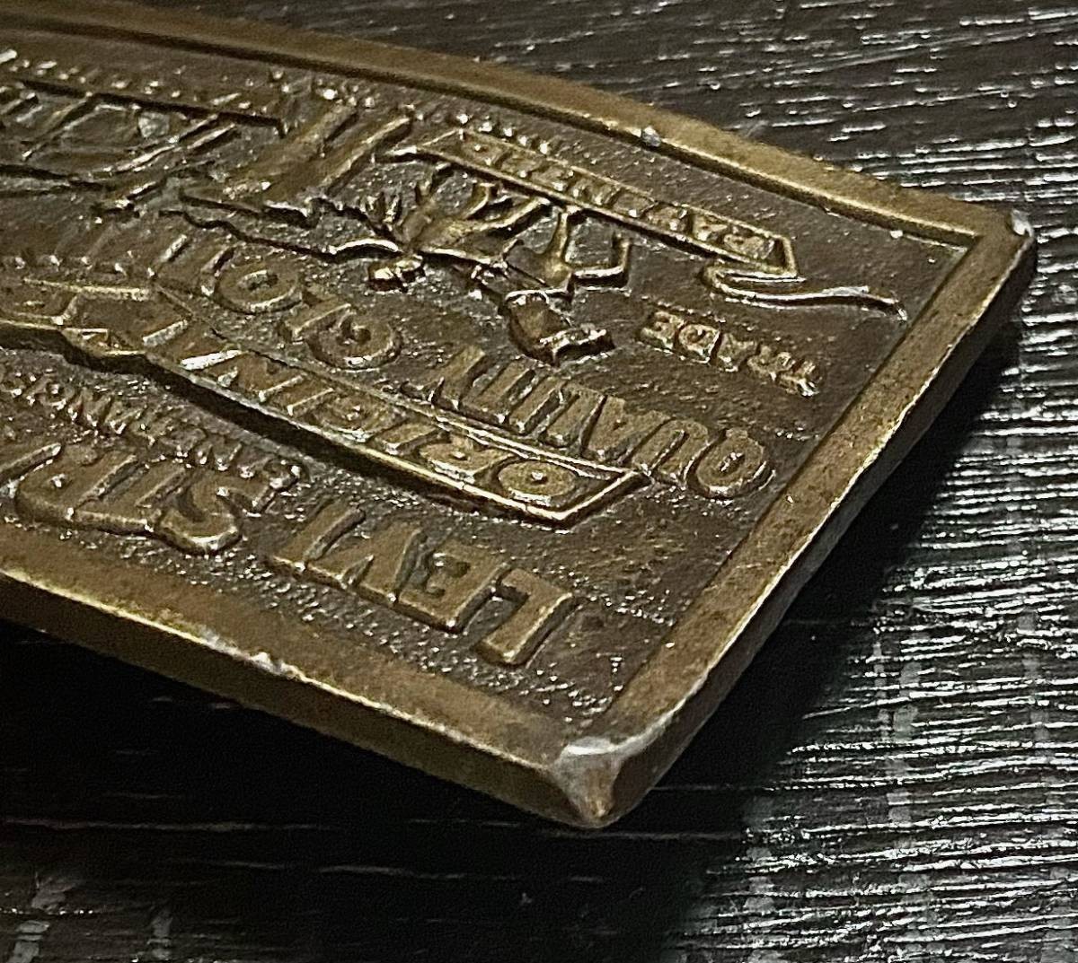 Levi&rsquo;s Belt Buckle LEVI STRAUSS & Co70s 1976 Vintage JAPAN JP