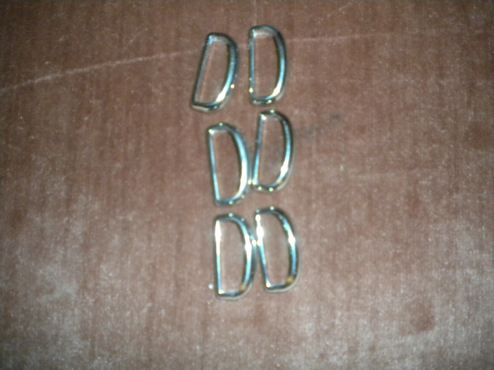 BRAND NEW LOT OF 6 SILVER METAL LOOPS FOR 1 1/4 IN WIDE BELT