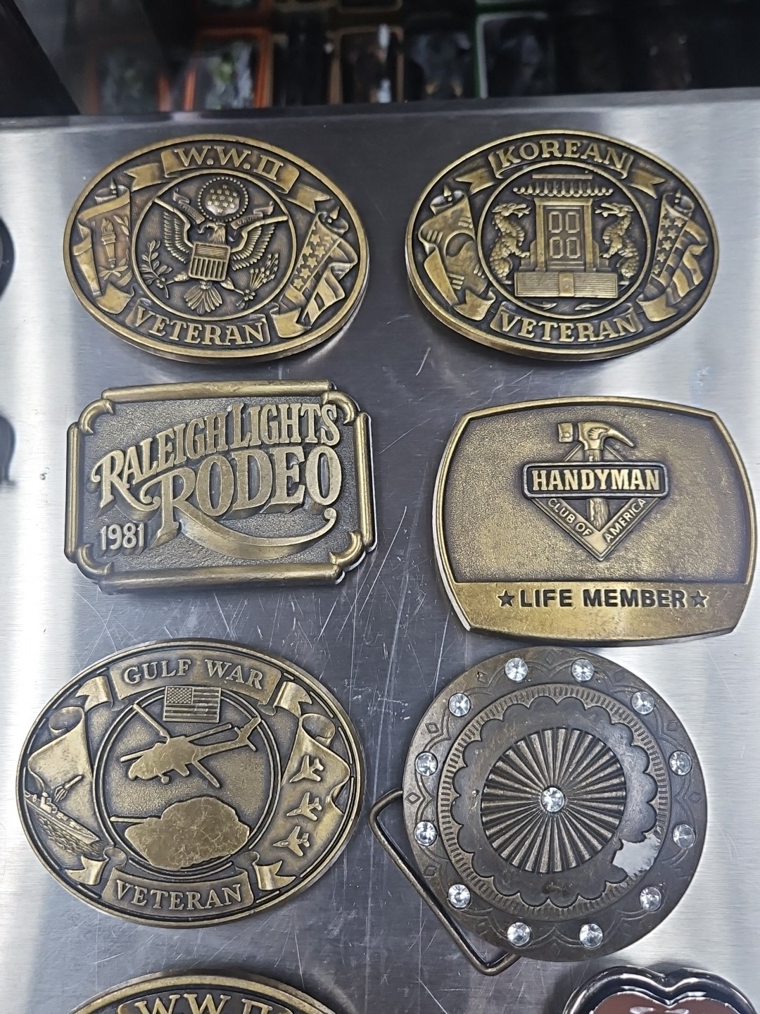 Vintage LOT OF 20 belt buckles WESTERN Chrome BRASS metal Some New Some Old LotA