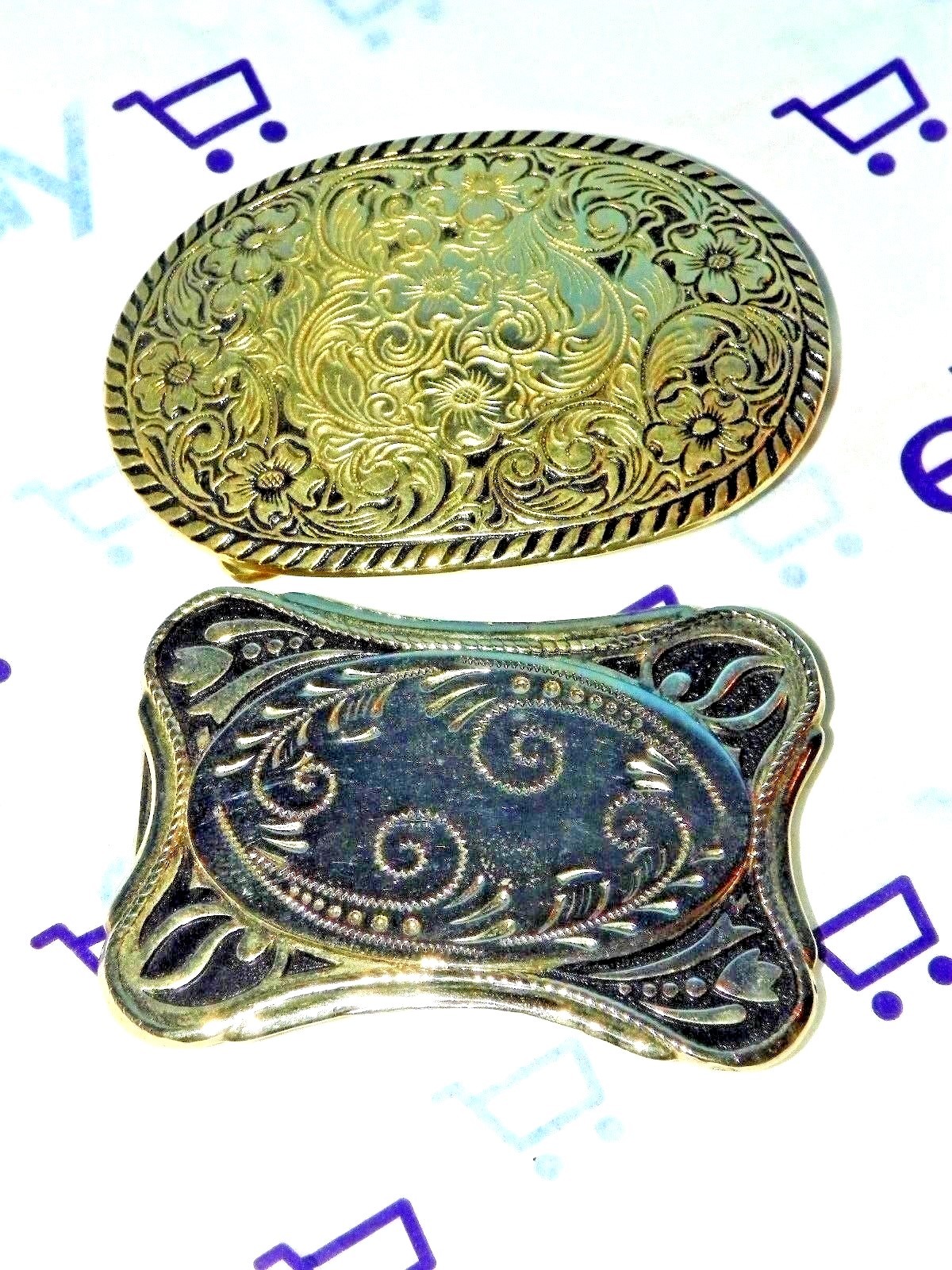 YOUTH WESTERN BELT BUCKLES METAL ONE GOLD TONE ONE SLIVER AND BLACK (2) L@@K
