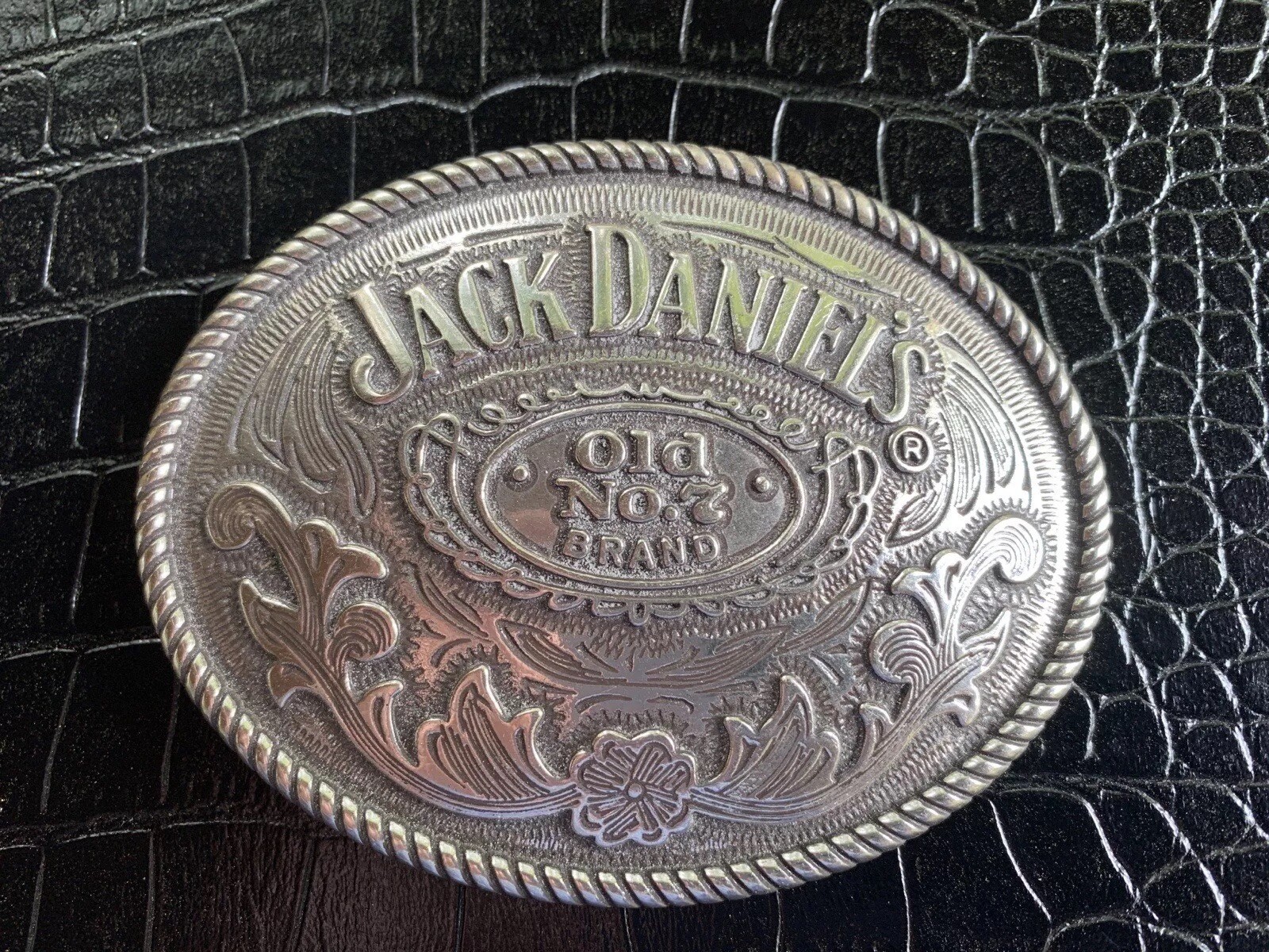 Jack Daniel’s Belt Buckle Old No. 7 Silvertone Oval Chunky 4” X 3” 2005 1.75”