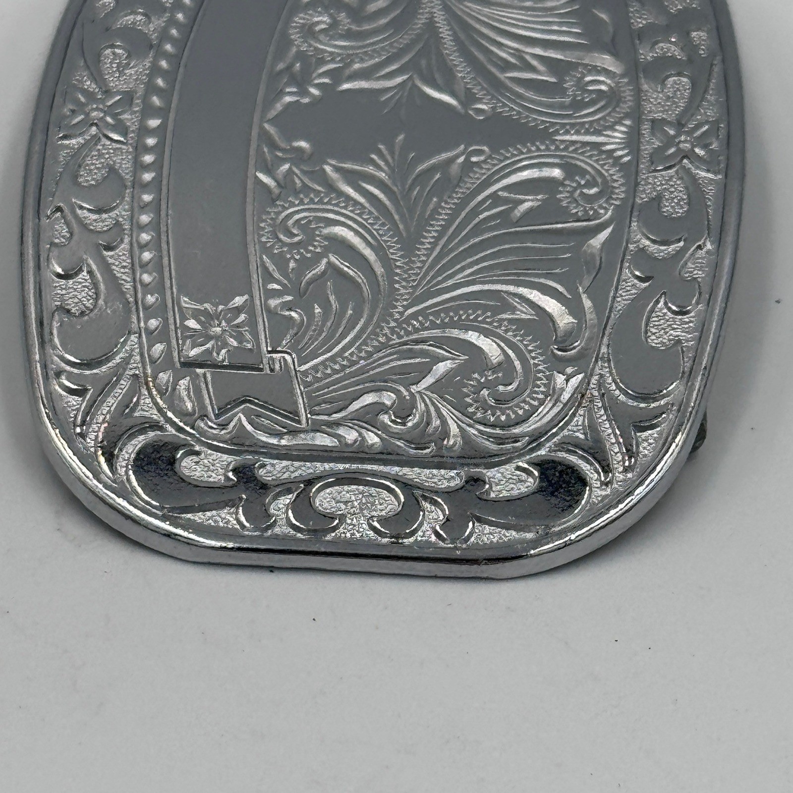 Western Floral Engraved Silver Tone Oval Belt Buckle Cowboy Scrollwork Design