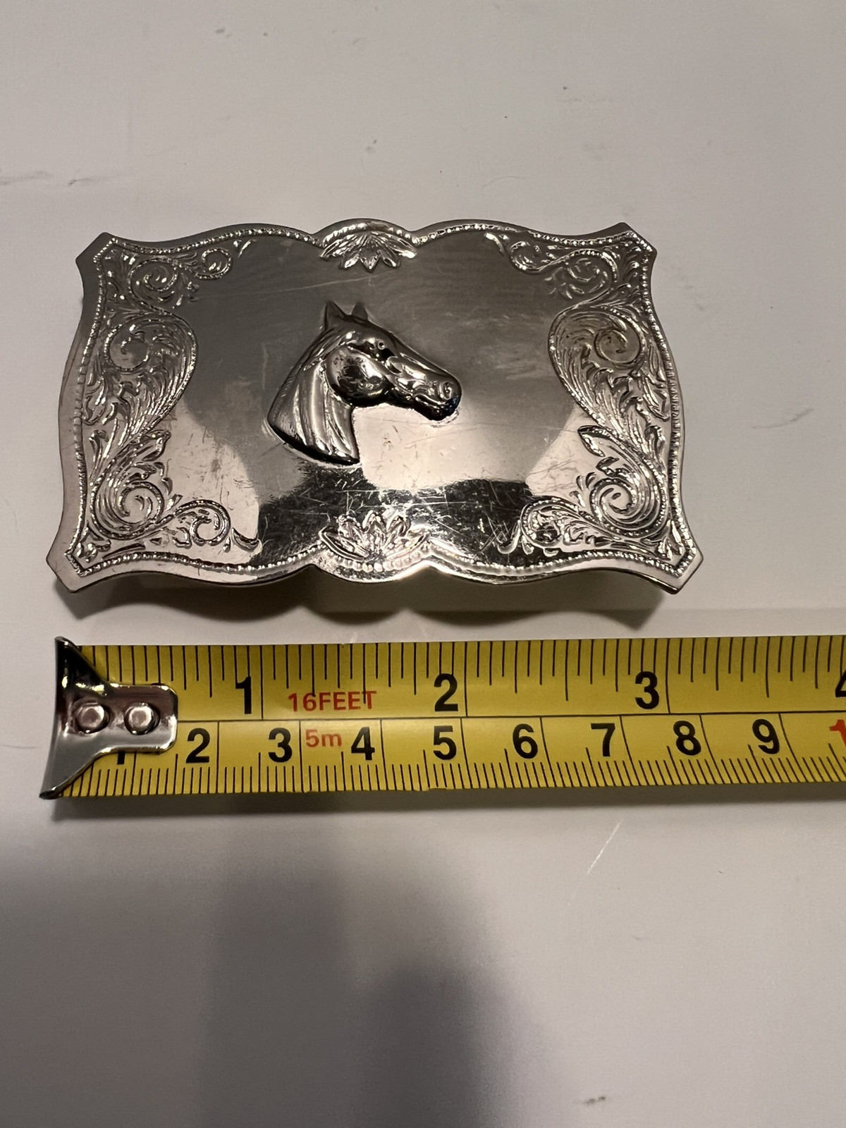 Lightweight Metal Horsehead Belt Buckle. Unbranded